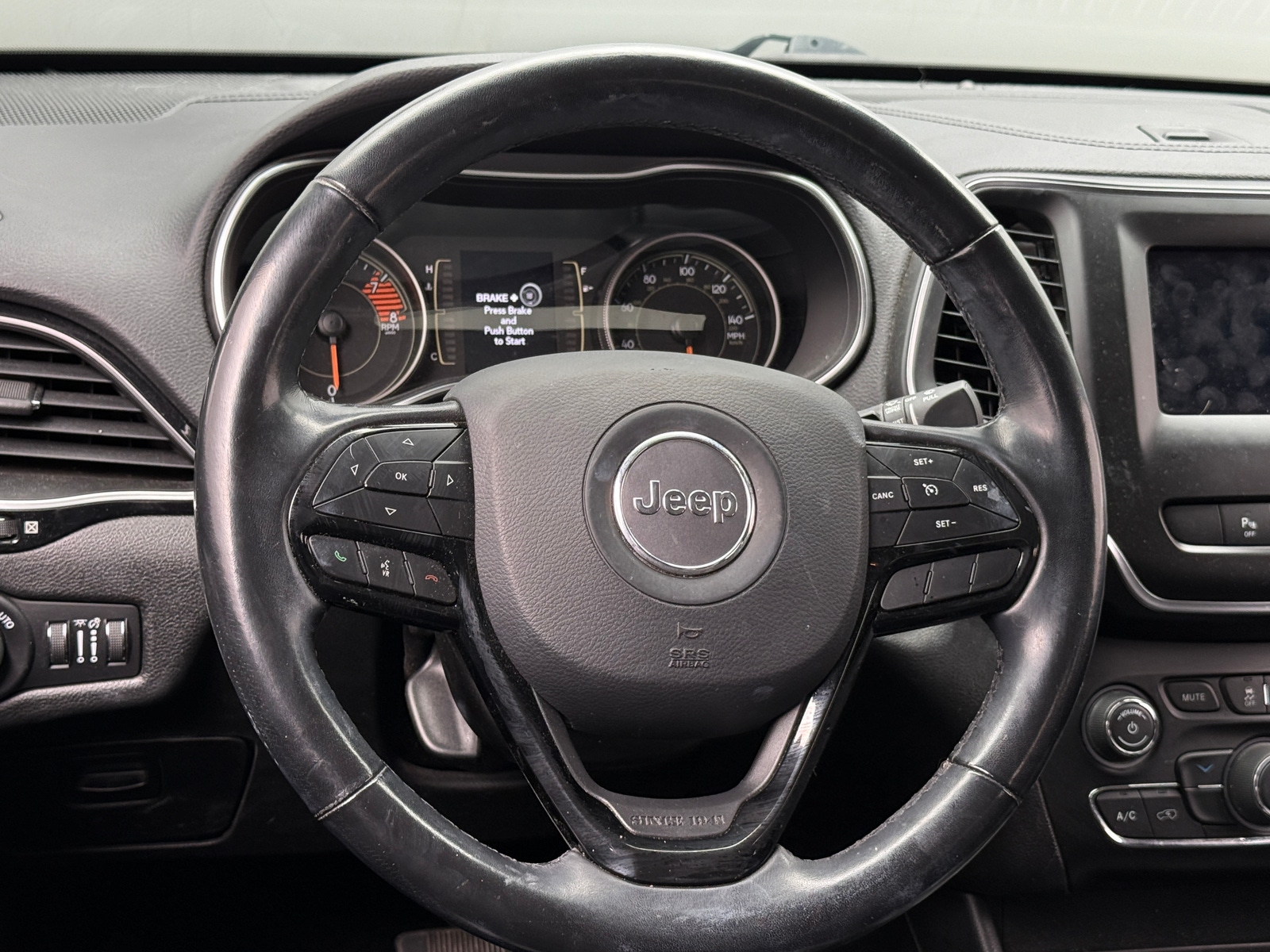 Thumbnail: 2019 Jeep Cherokee - 5