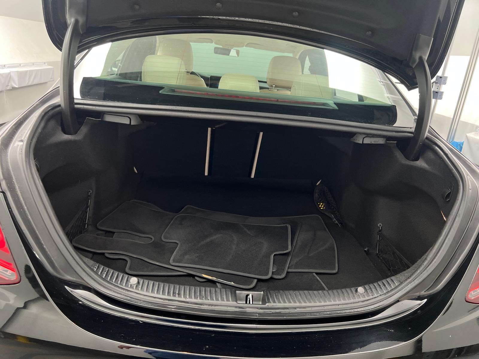 Thumbnail: 2020 Mercedes-Benz C-Class - 6