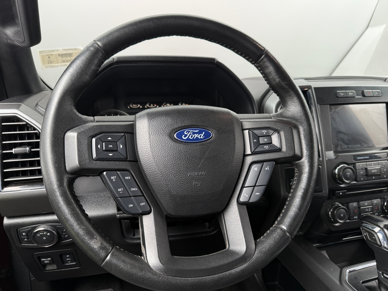 Thumbnail: 2018 Ford Econoline - 5