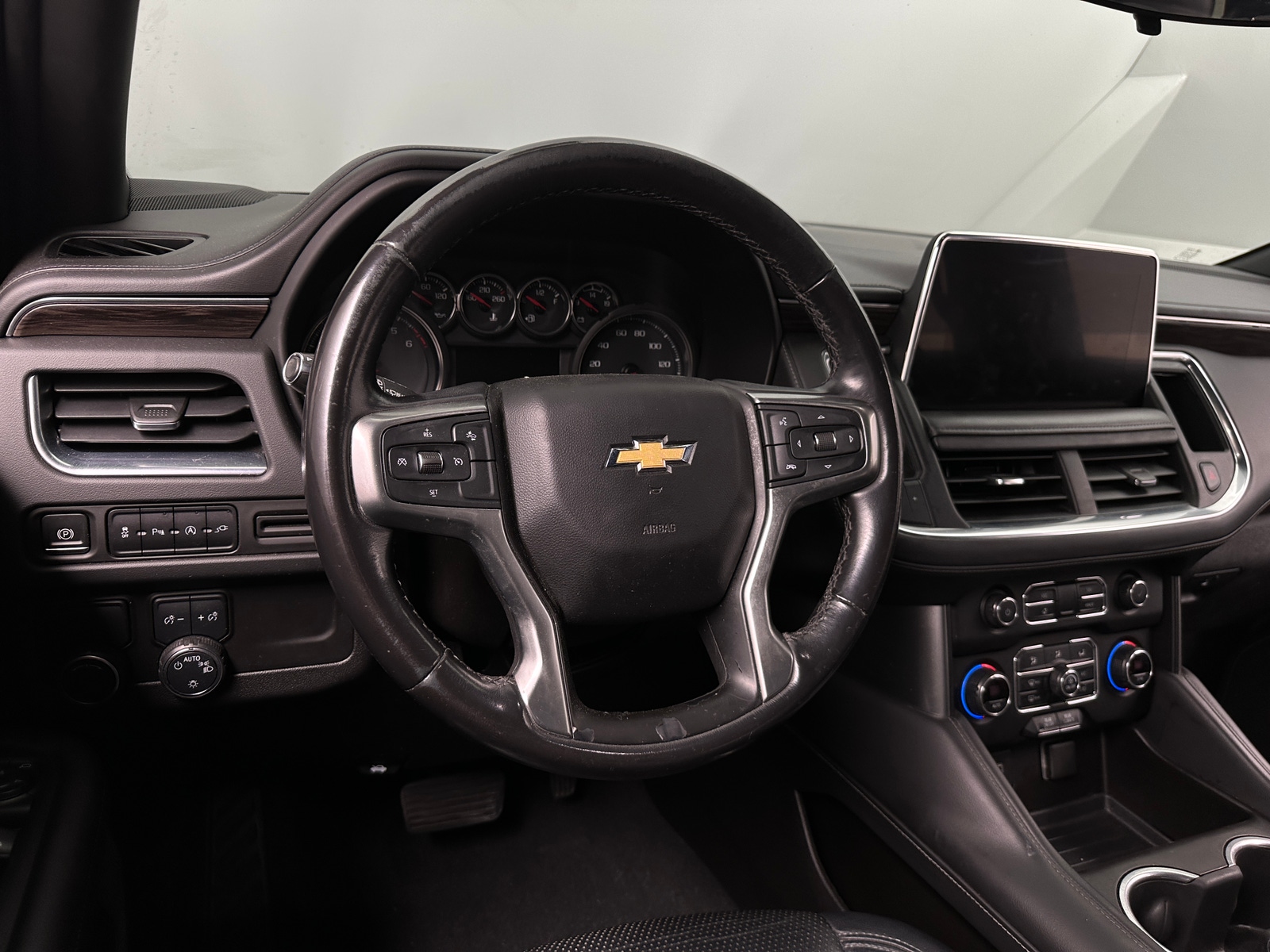 Thumbnail: 2021 Chevrolet Suburban - 5
