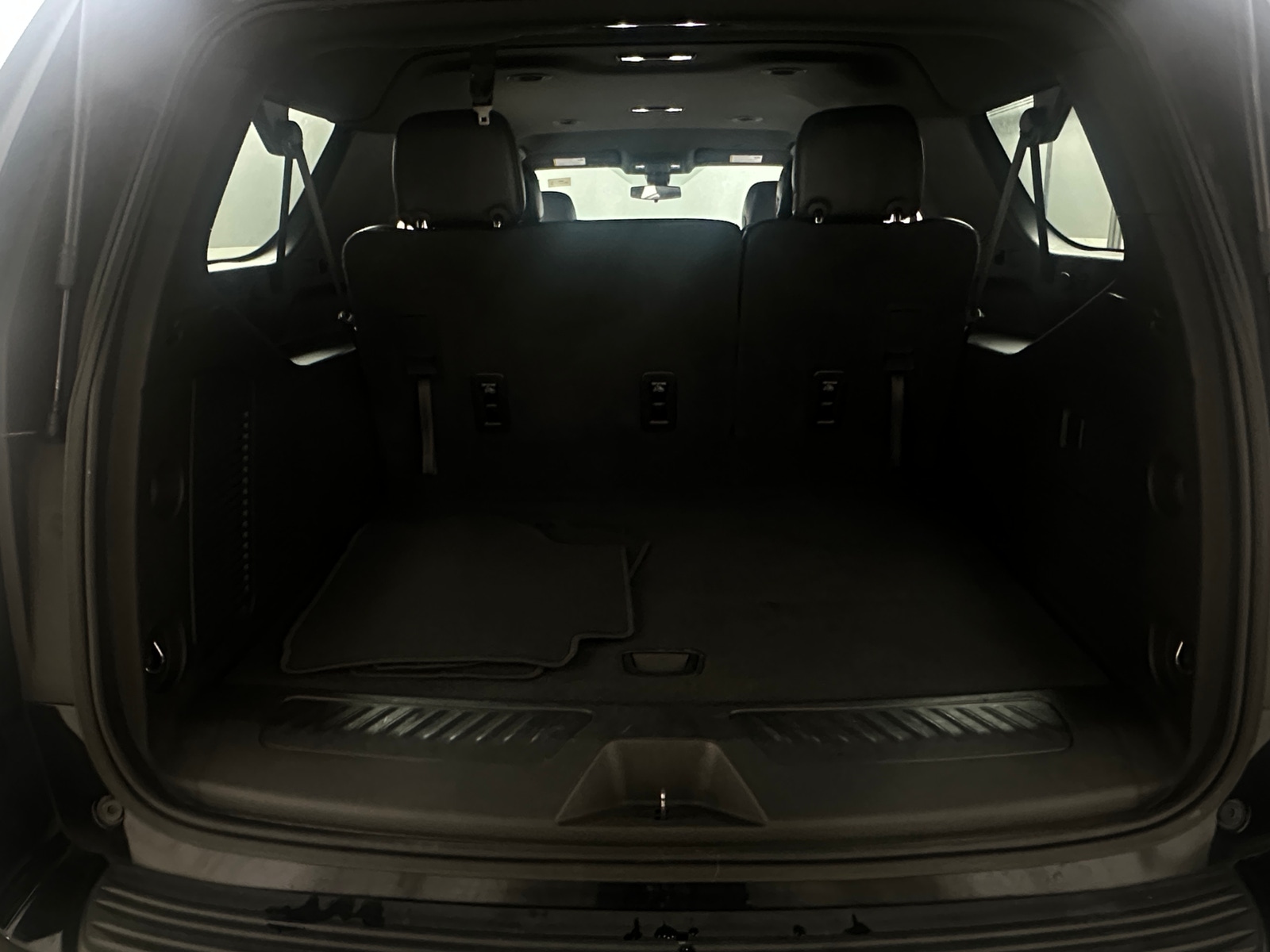Thumbnail: 2021 Chevrolet Suburban - 7