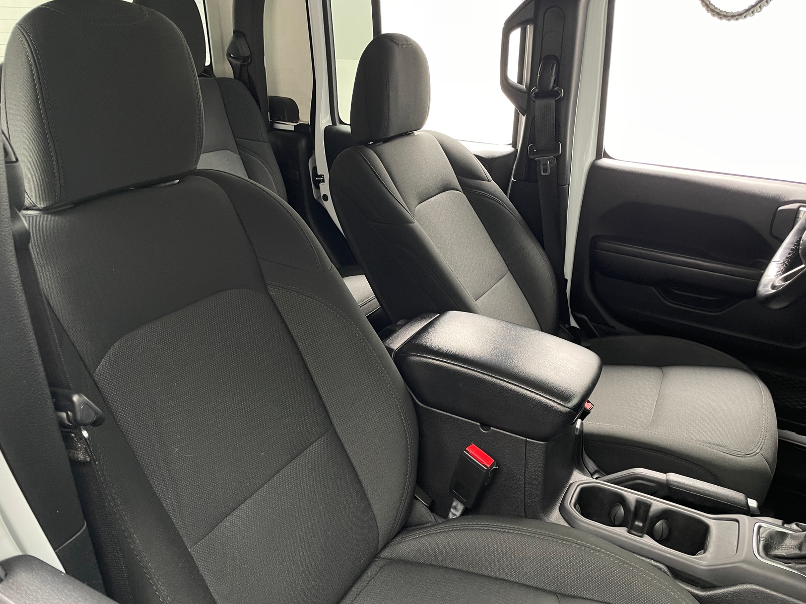Thumbnail: 2021 Jeep Gladiator - 2