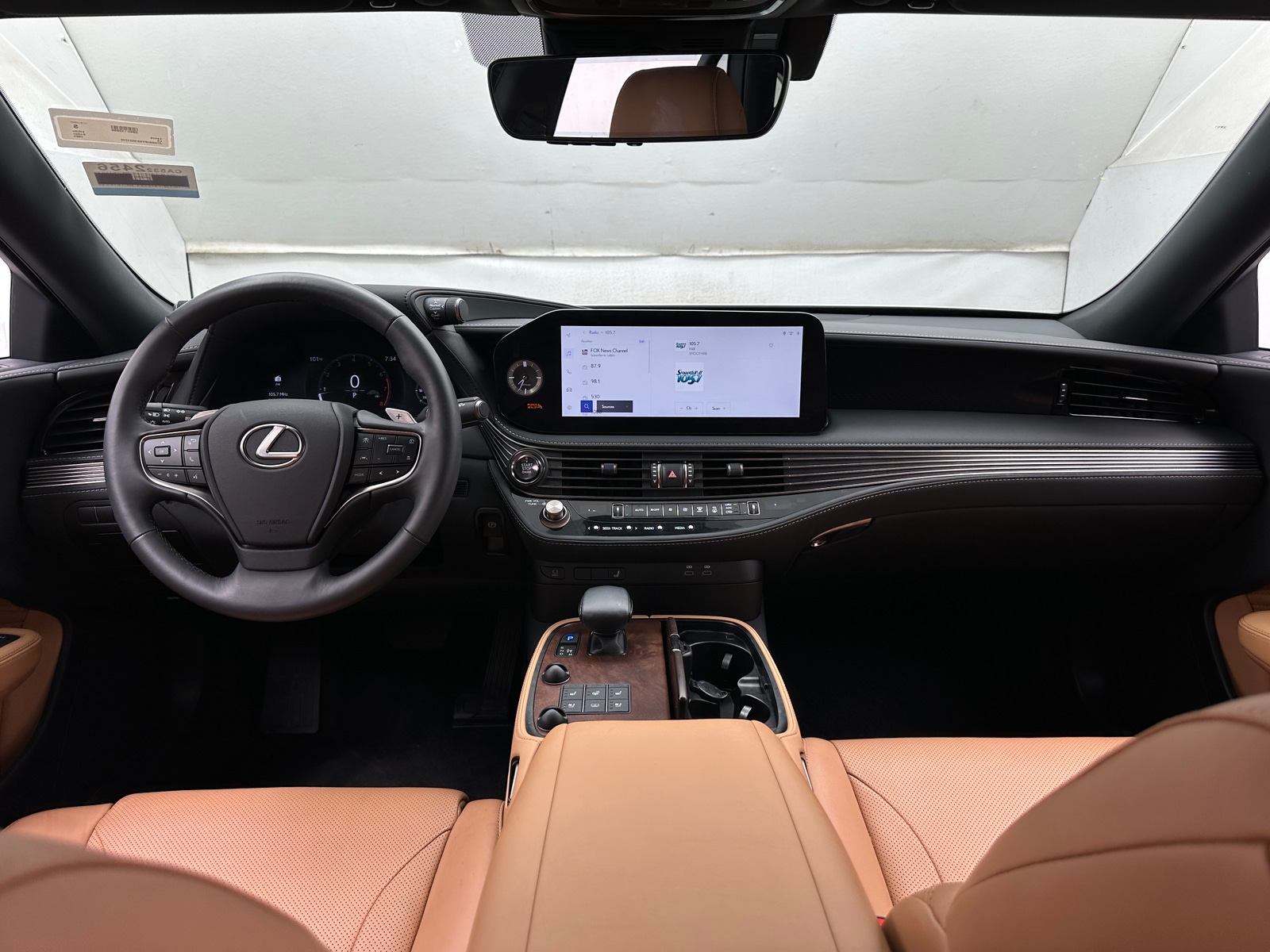 Thumbnail: 2025 Lexus LS - 2