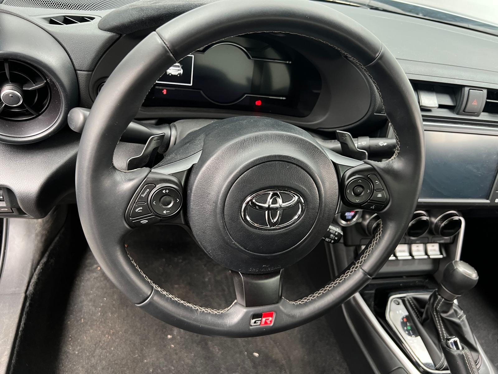 Thumbnail: 2024 Toyota GR86 - 3