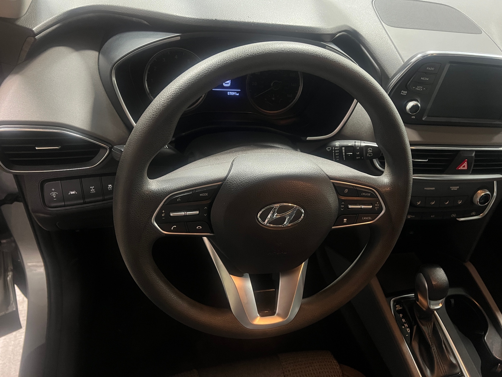 Thumbnail: 2020 Hyundai Santa Fe - 5