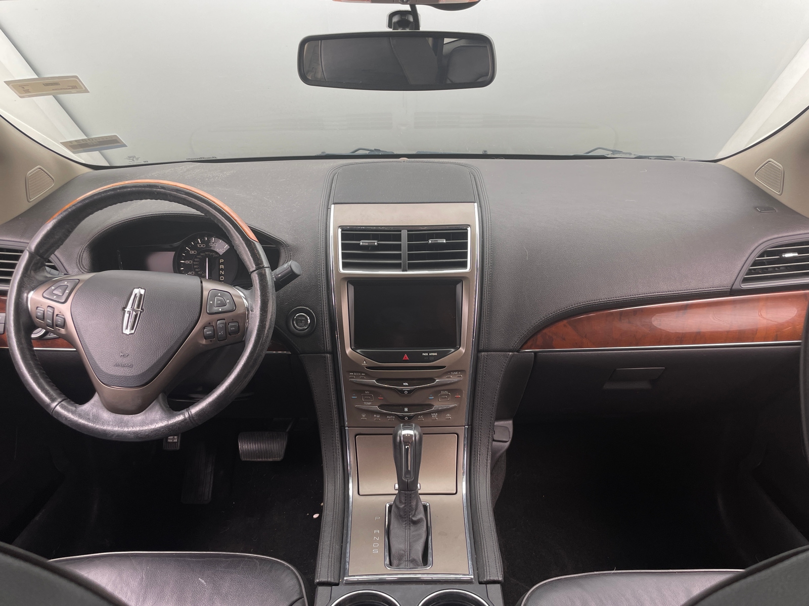 Thumbnail: 2015 Lincoln MKX - 2