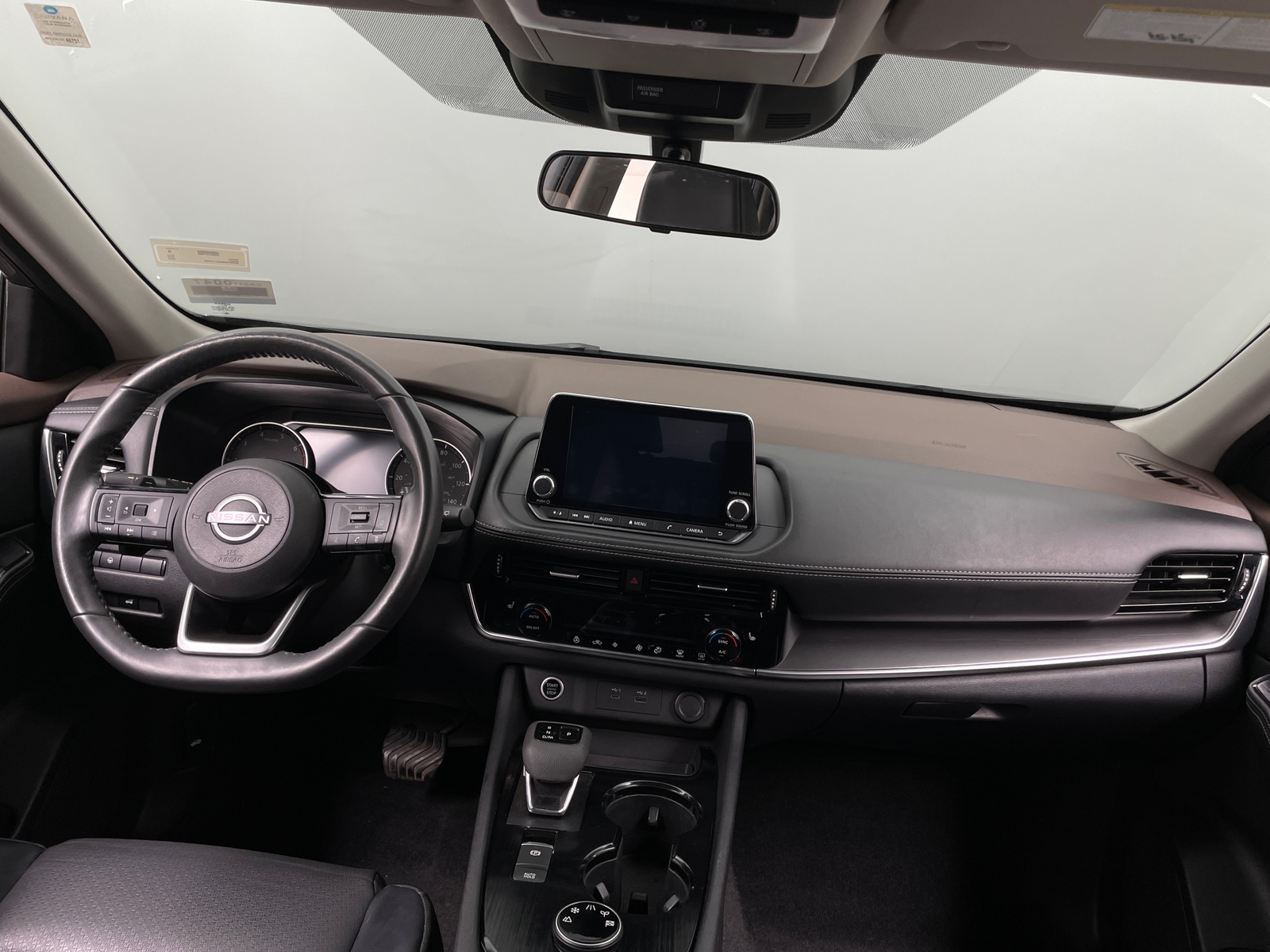 Thumbnail: 2022 Nissan Rogue - 2