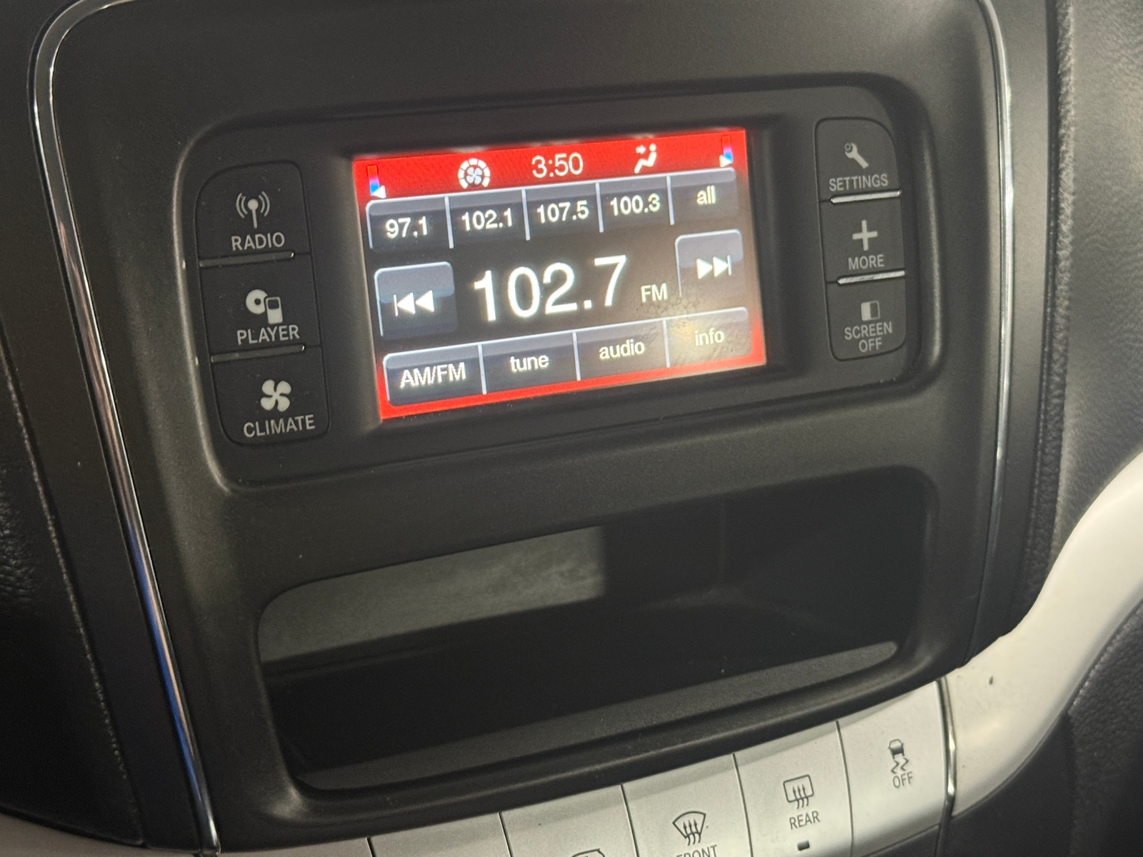 Thumbnail: 2015 Dodge Journey - 4