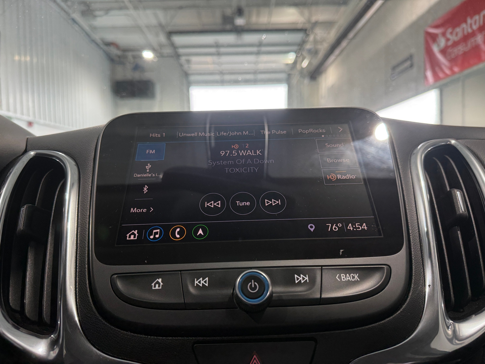 Thumbnail: 2019 Chevrolet Equinox - 3