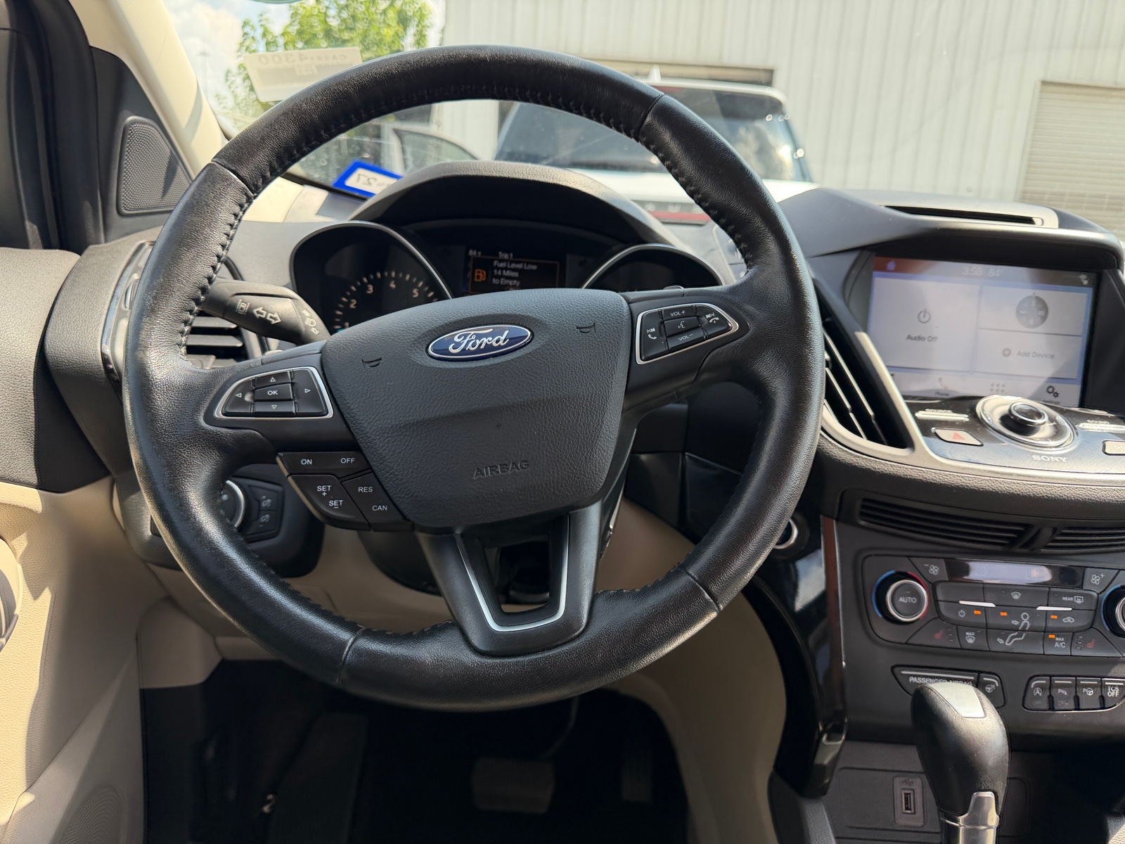 Thumbnail: 2017 Ford Escape - 4