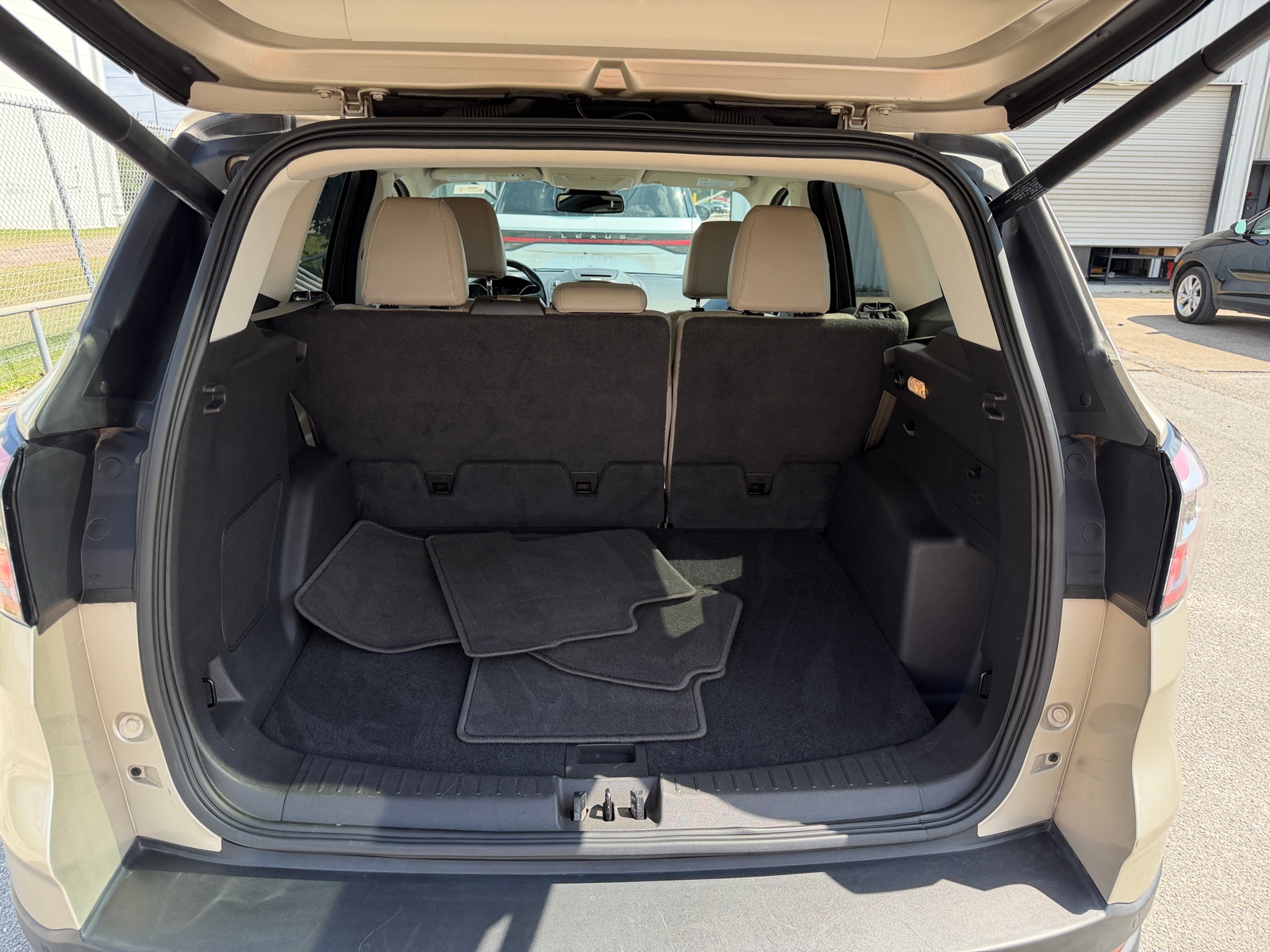 Thumbnail: 2017 Ford Escape - 6