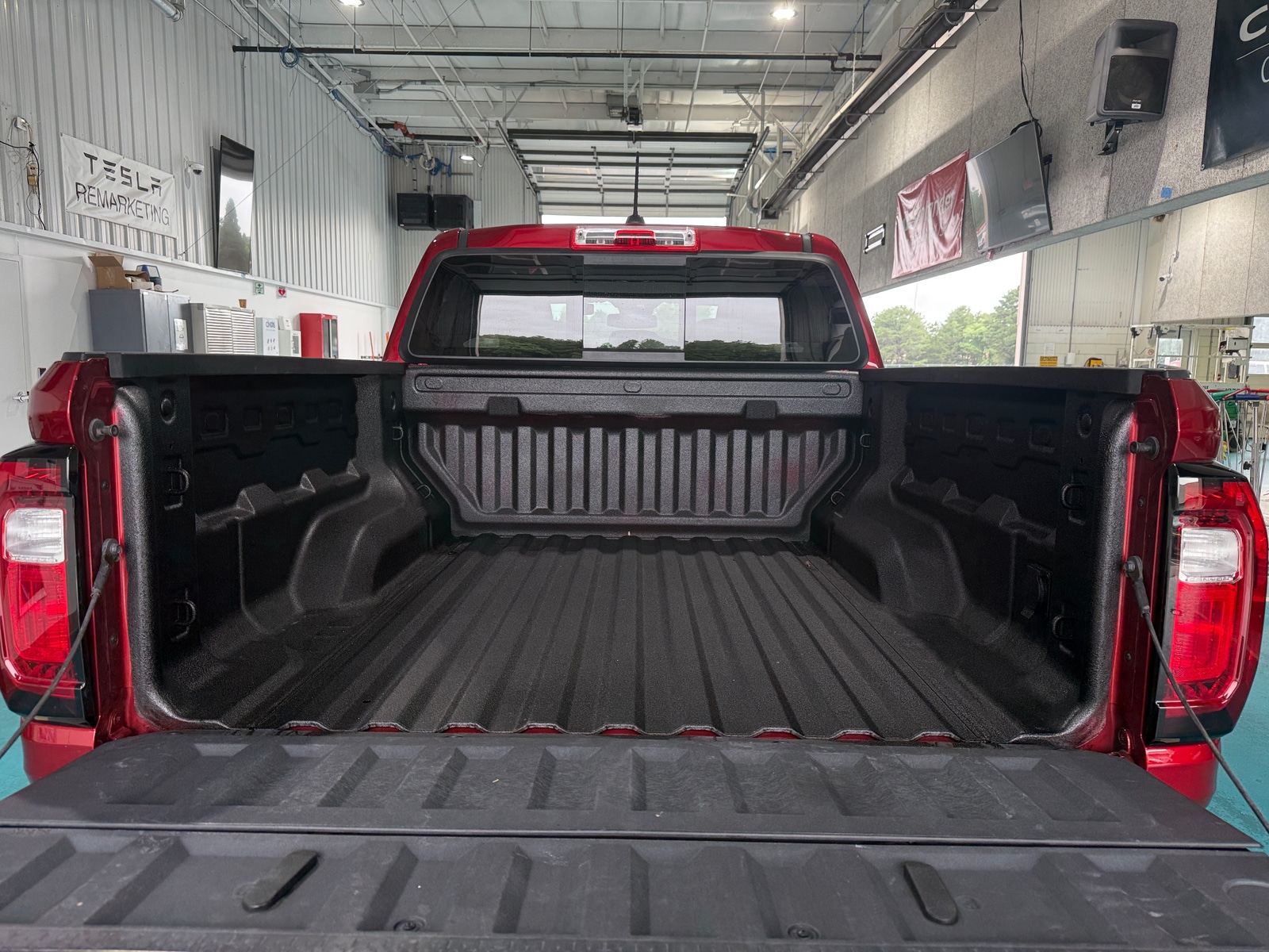 Thumbnail: 2023 GMC Canyon - 7