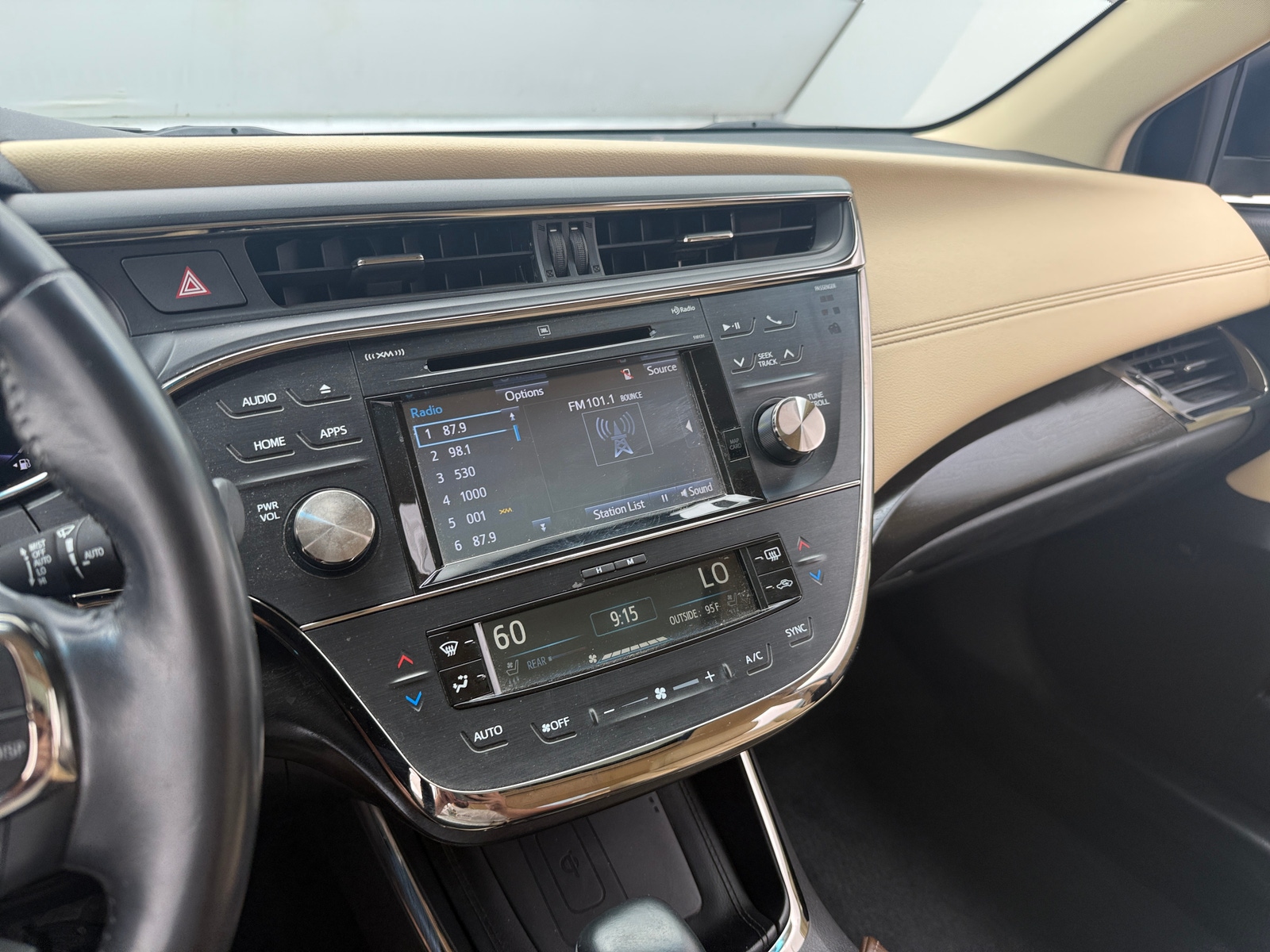 Thumbnail: 2018 Toyota Avalon - 3