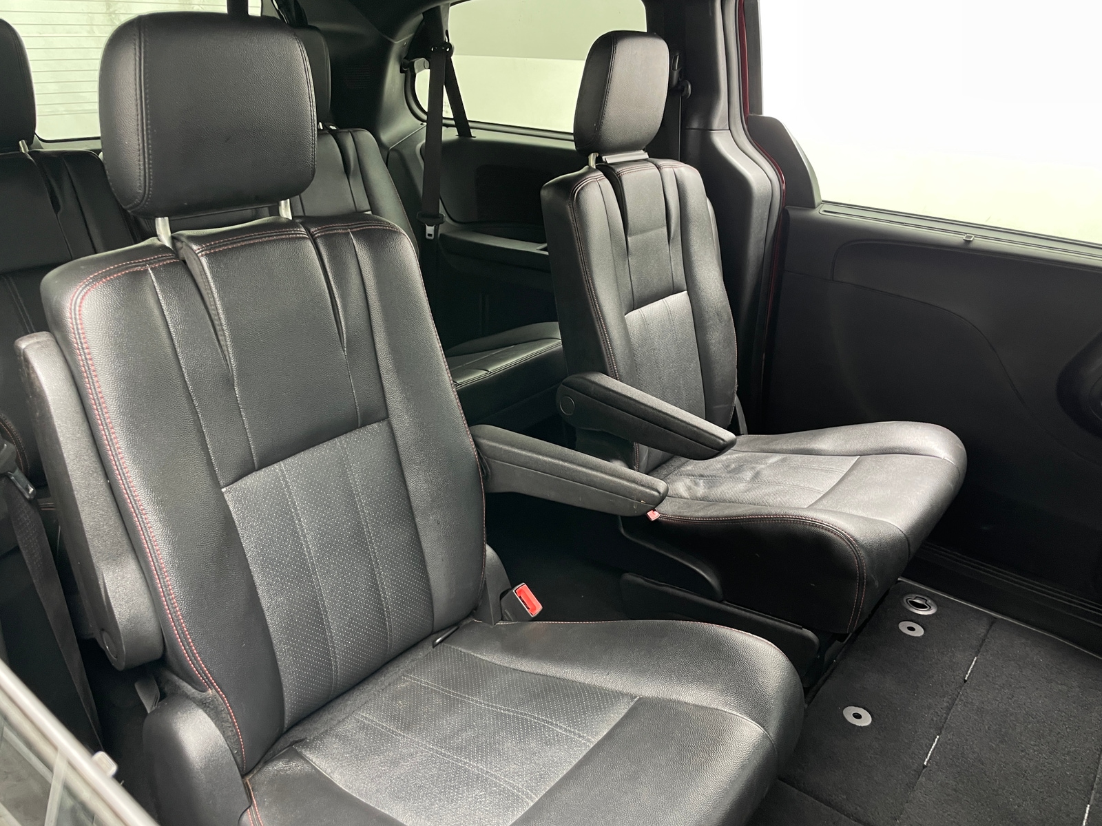 Thumbnail: 2020 Dodge Grand Caravan - 5
