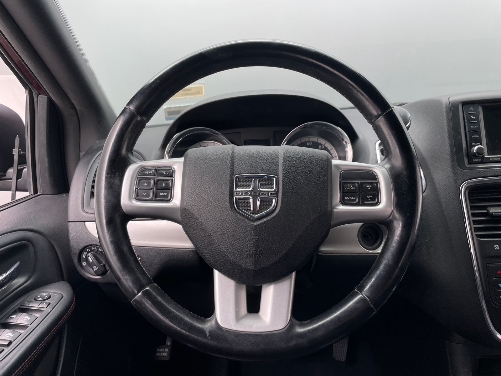 Thumbnail: 2020 Dodge Grand Caravan - 4