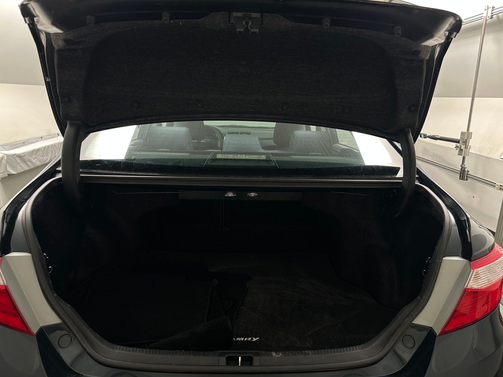 Thumbnail: 2016 Toyota Camry - 7
