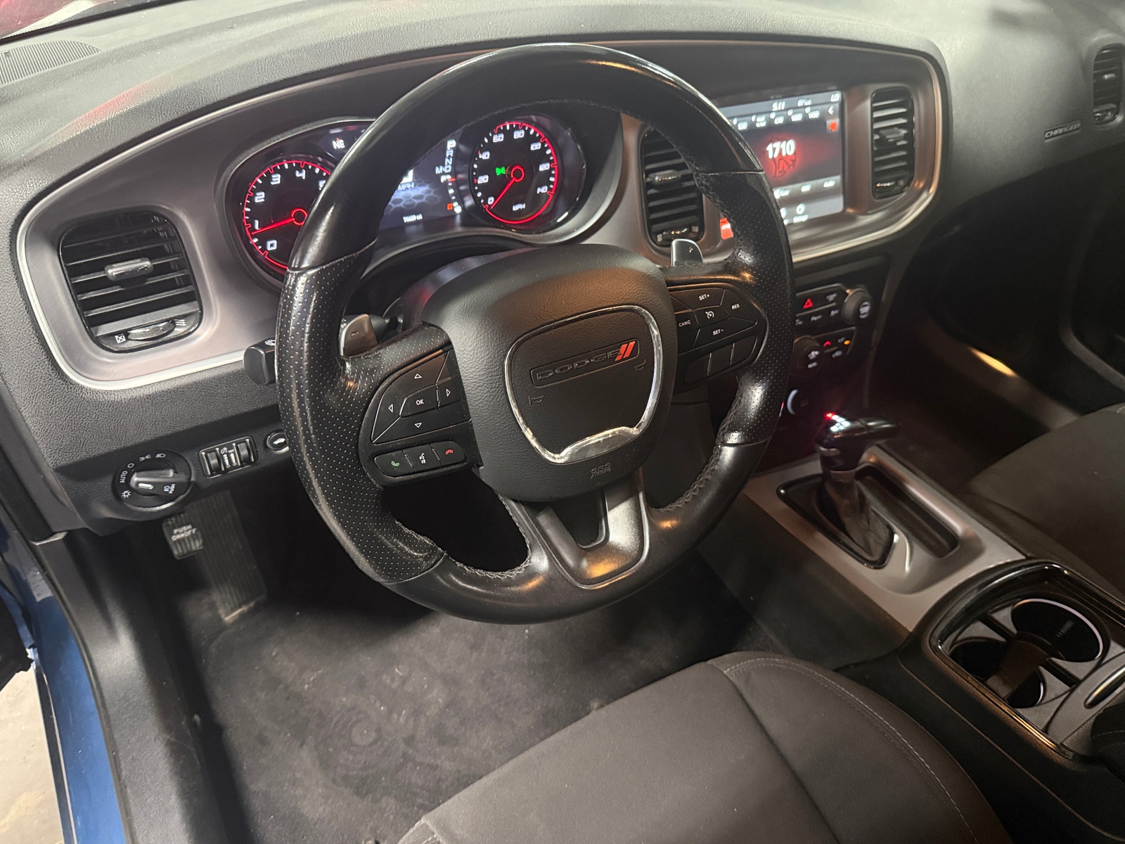 Thumbnail: 2022 Dodge Charger - 5