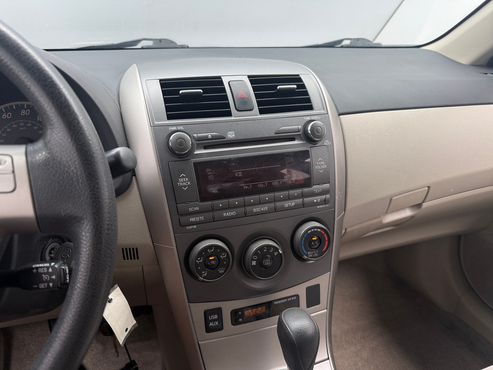 Thumbnail: 2011 Toyota Corolla - 4