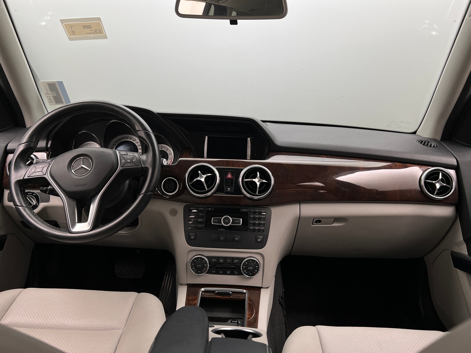Thumbnail: 2014 Mercedes-Benz GLK - 2