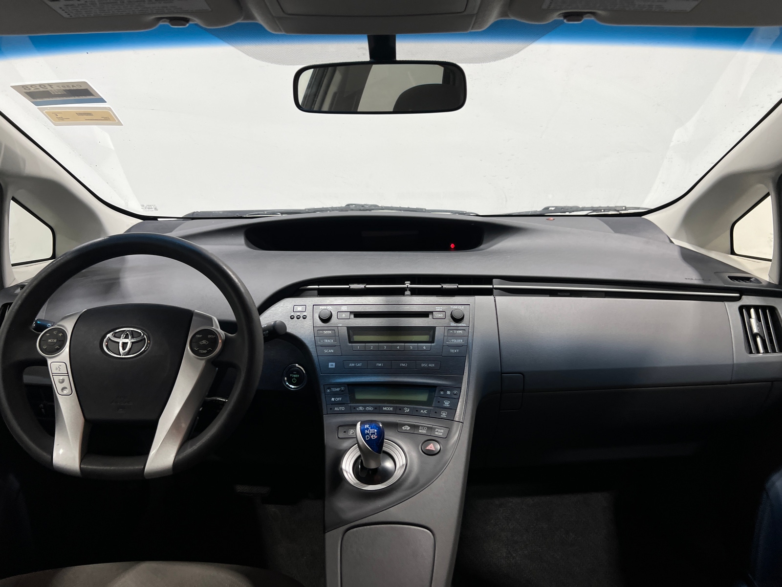 Thumbnail: 2011 Toyota Prius - 3