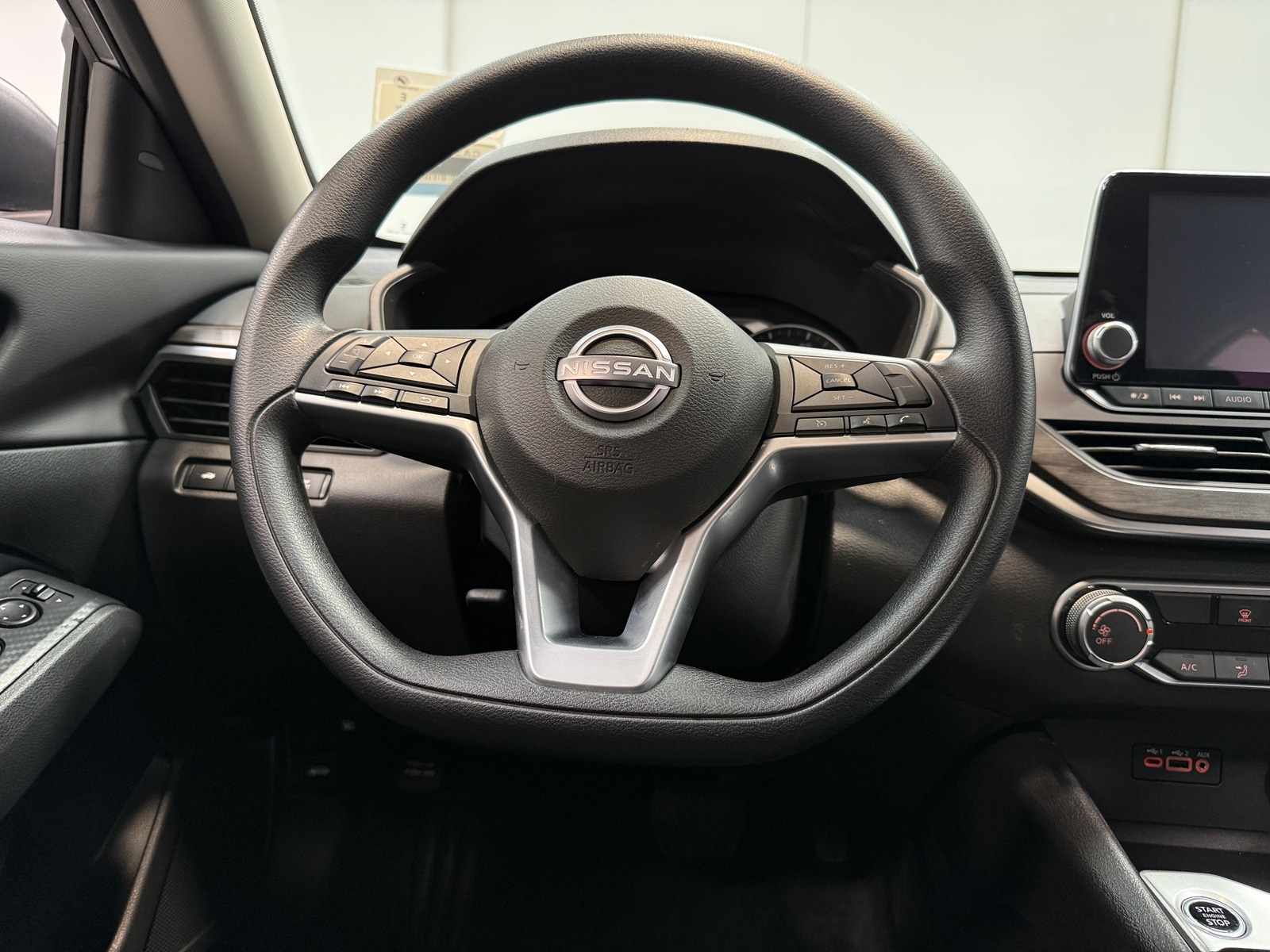 Thumbnail: 2025 Nissan Altima - 5
