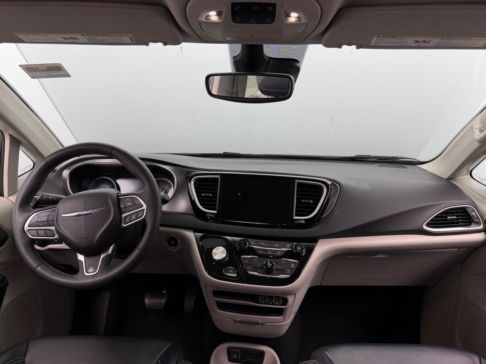 Thumbnail: 2023 Chrysler Pacifica - 2