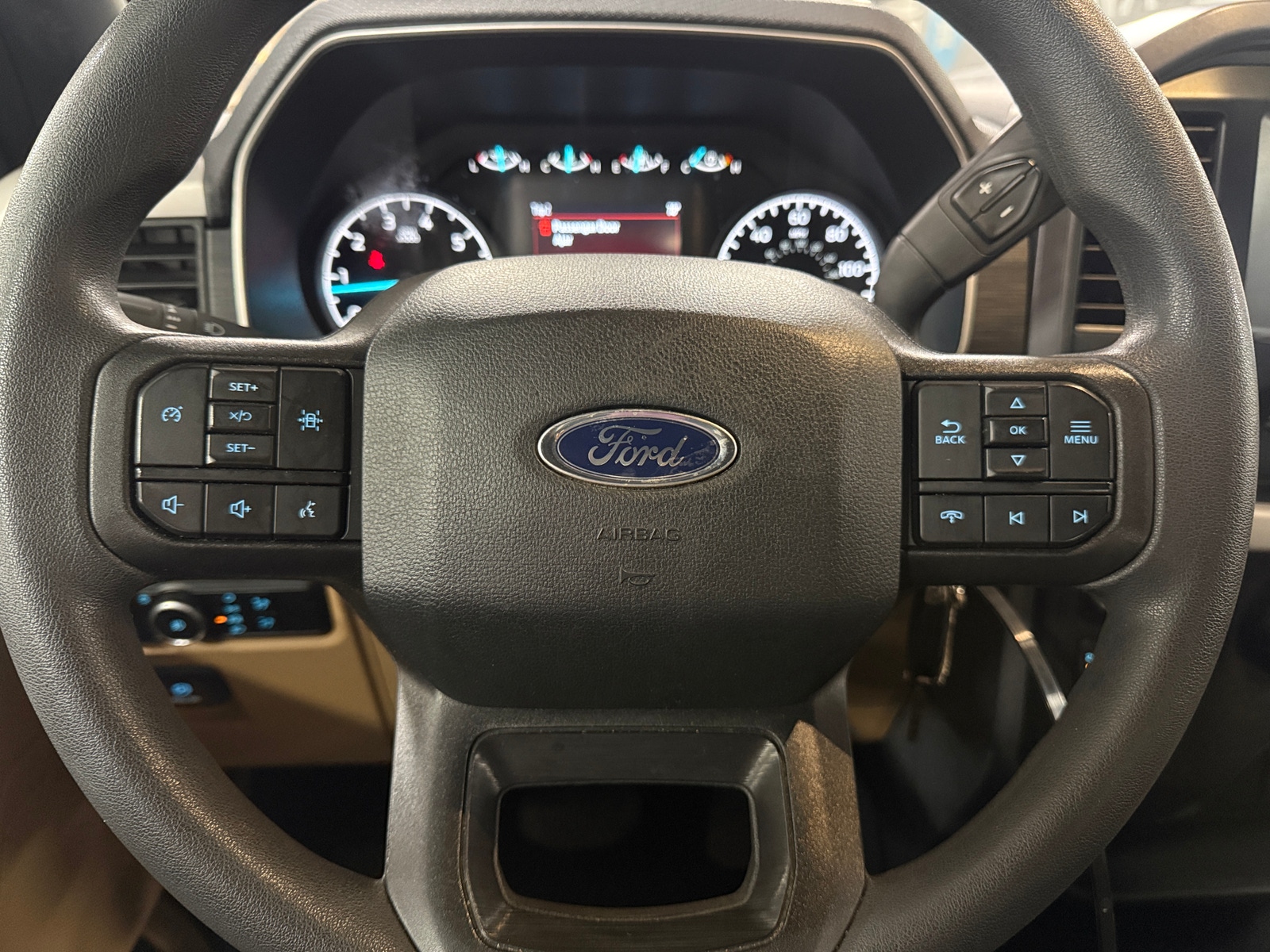 Thumbnail: 2023 Ford Econoline - 5