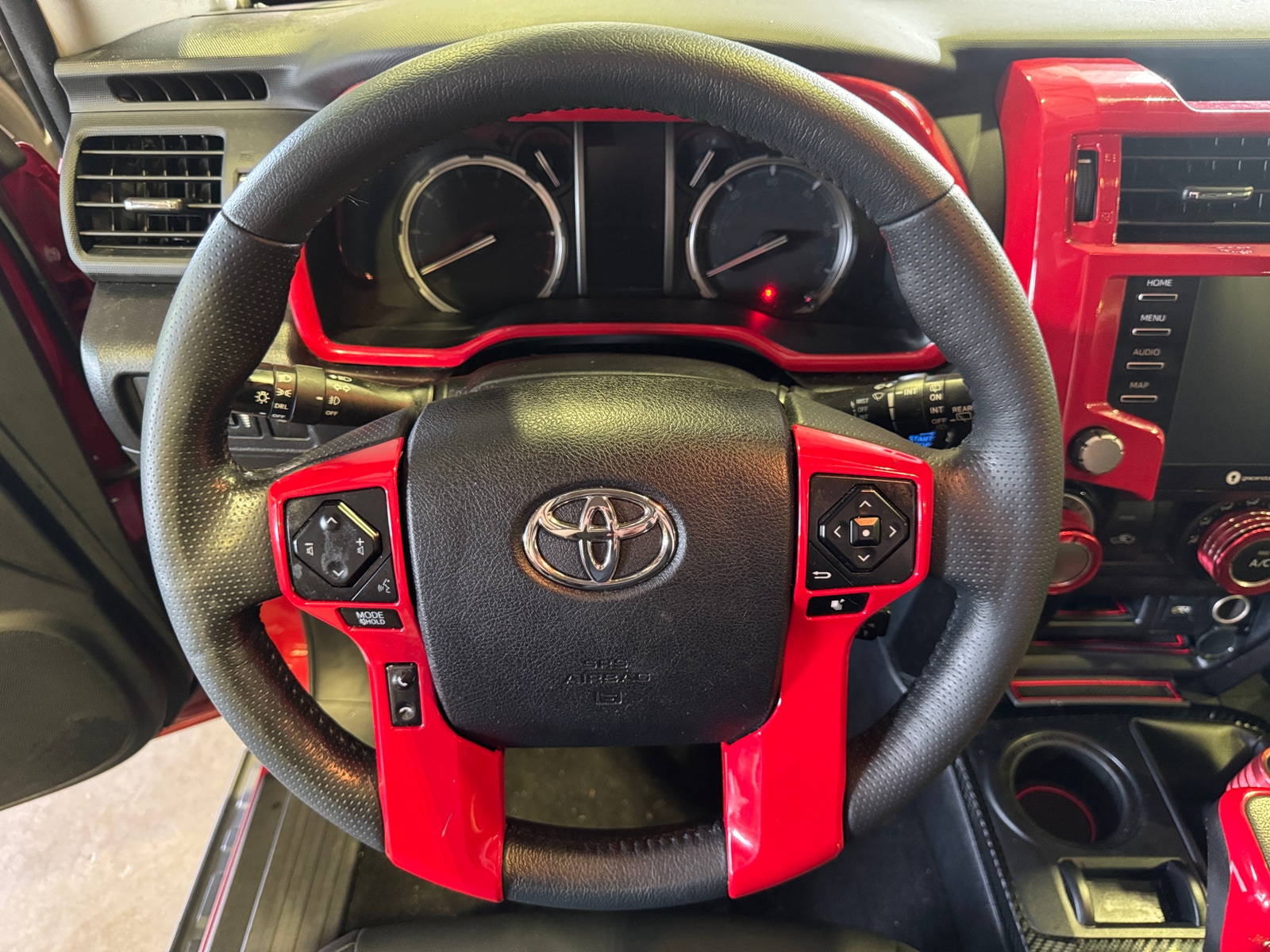 Thumbnail: 2023 Toyota 4Runner - 4
