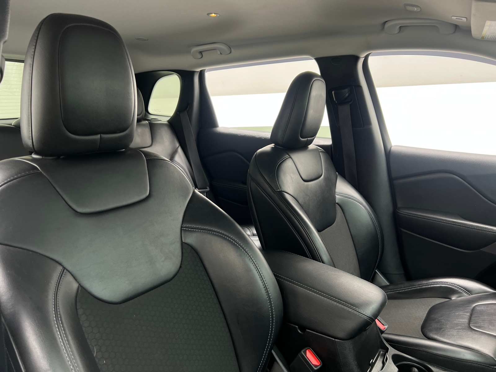 Thumbnail: 2019 Jeep Cherokee - 2