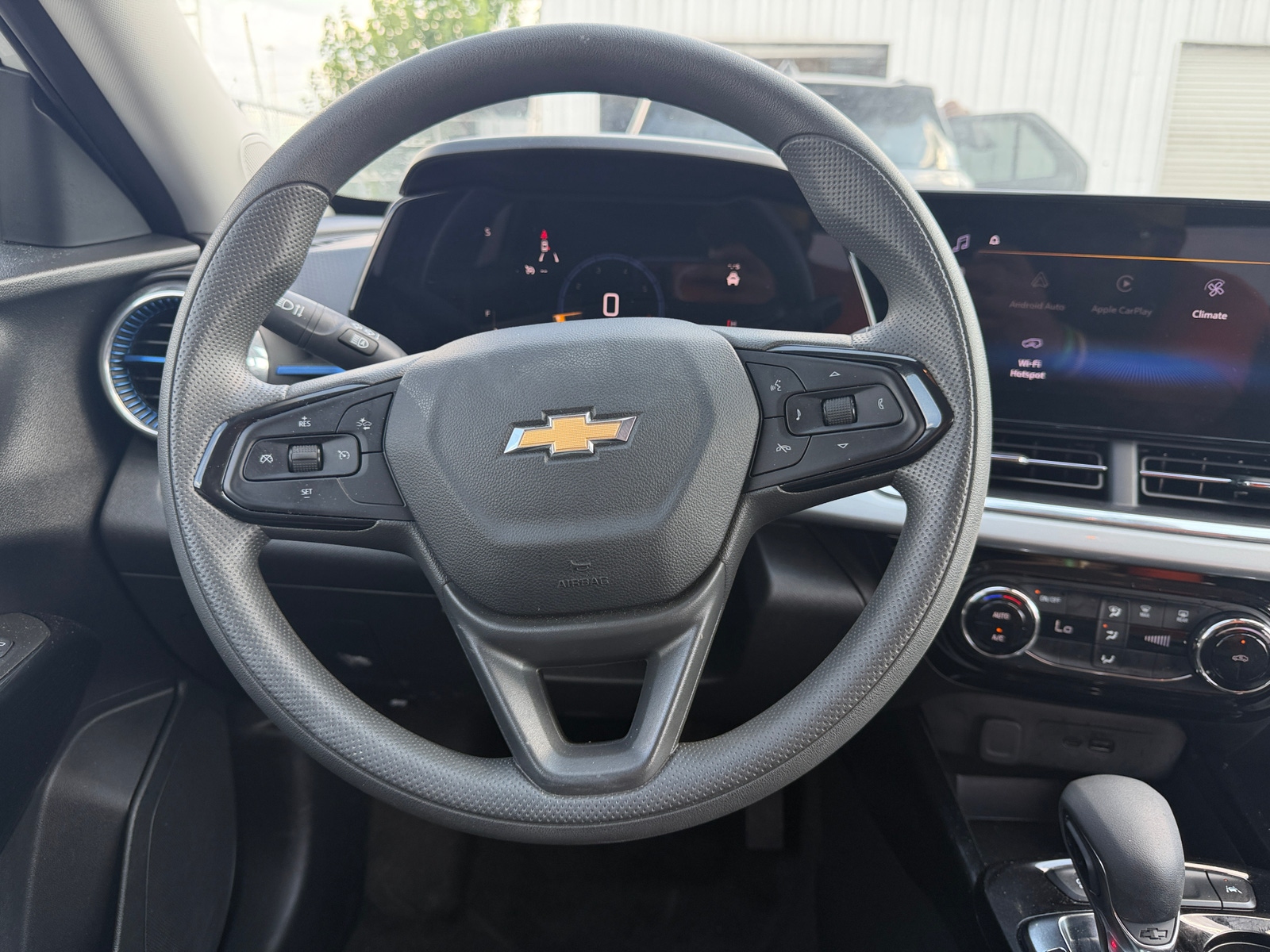 Thumbnail: 2025 Chevrolet Trax - 4