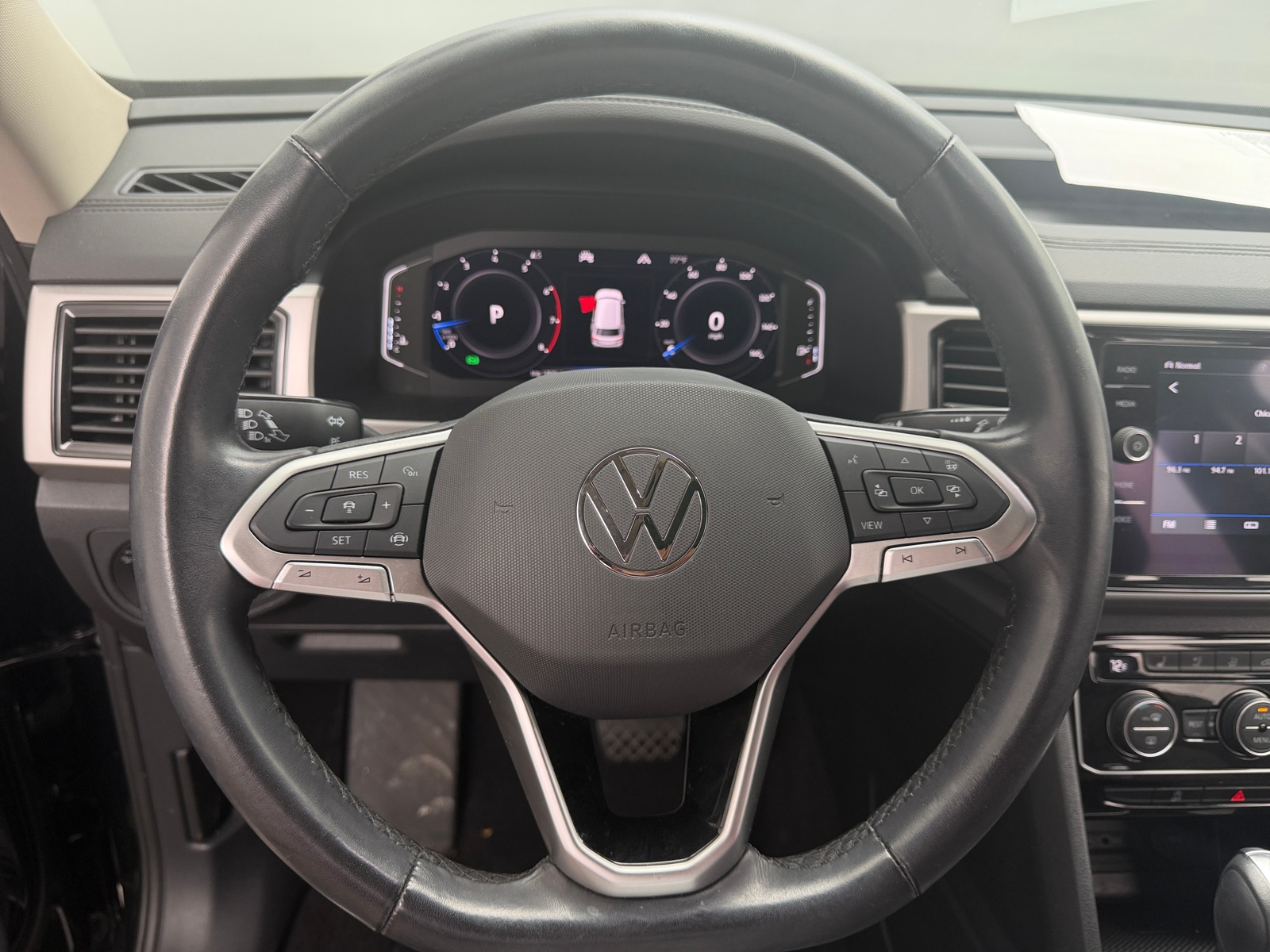 Thumbnail: 2021 Volkswagen Atlas - 4
