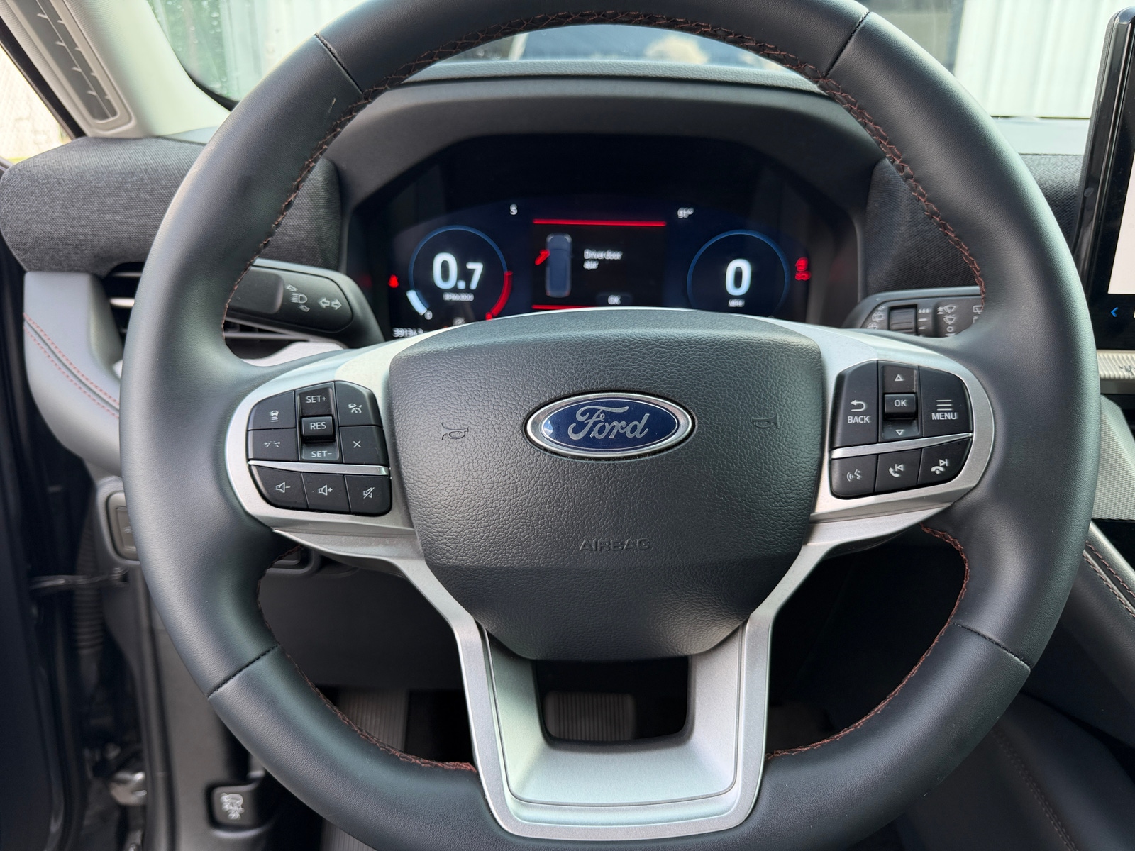 Thumbnail: 2025 Ford Explorer - 5