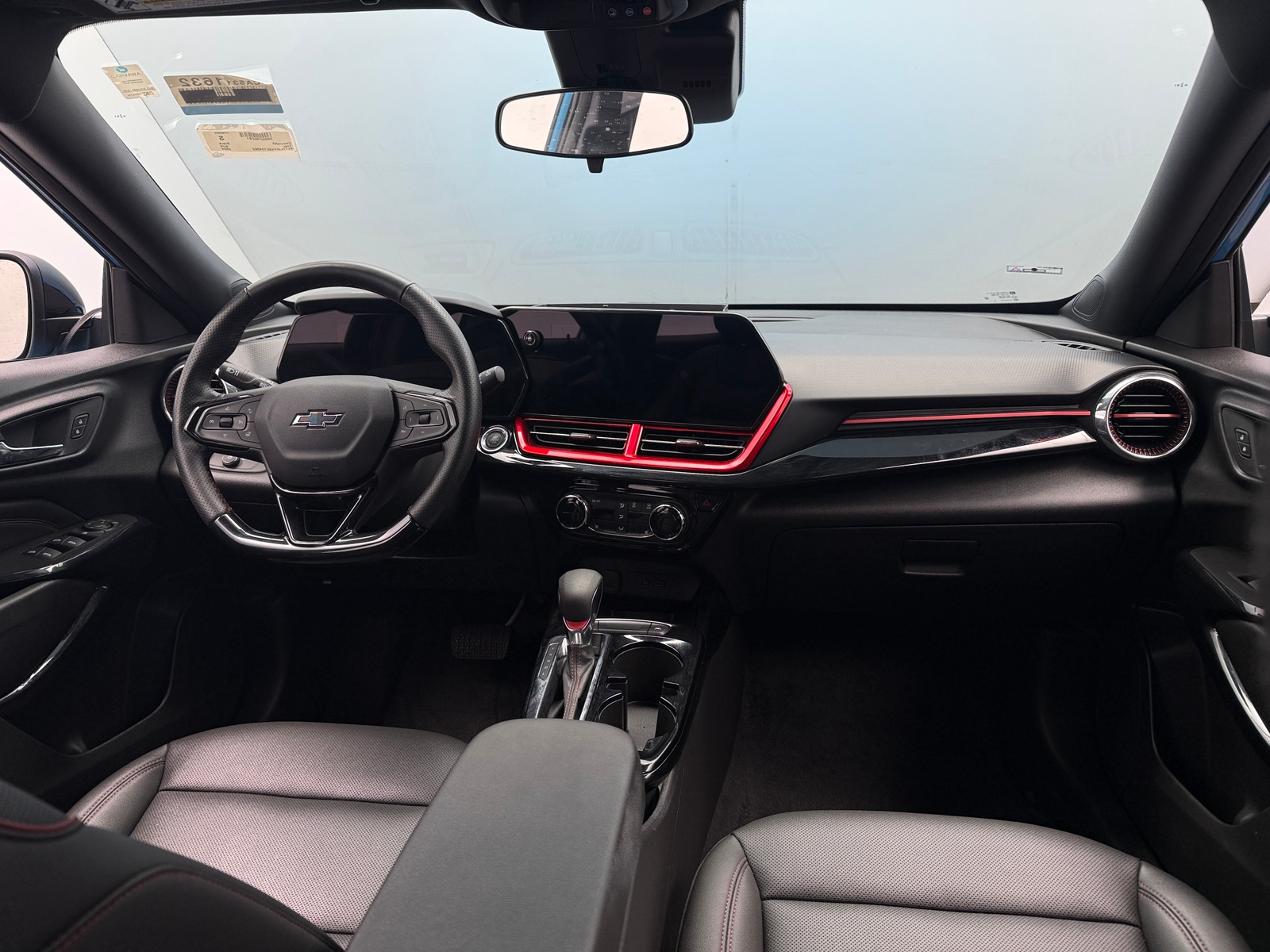 Thumbnail: 2025 Chevrolet Trax - 2