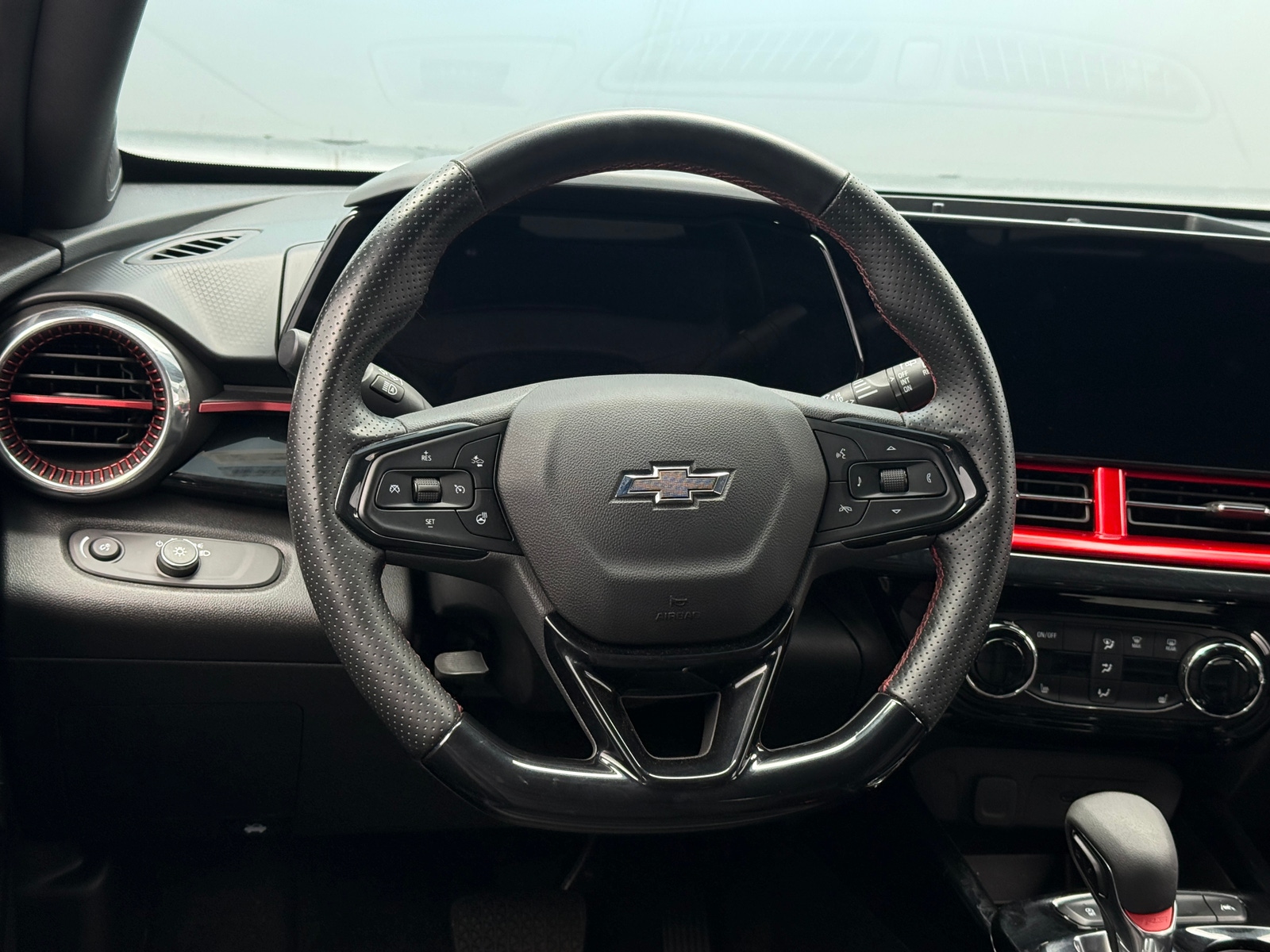 Thumbnail: 2025 Chevrolet Trax - 4