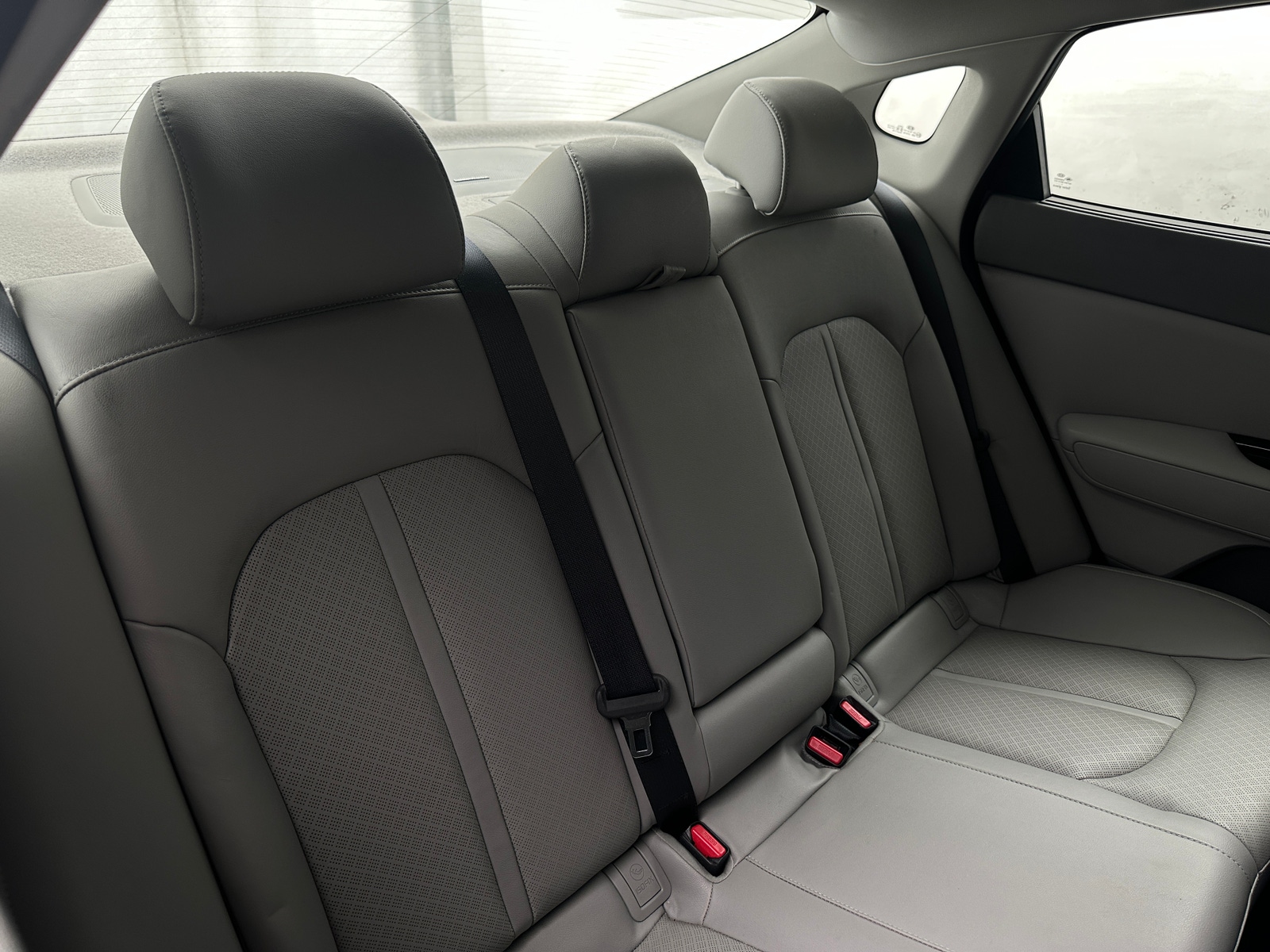 Thumbnail: 2016 Kia Optima - 5