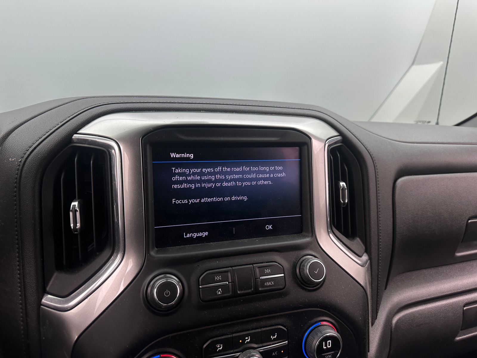 Thumbnail: 2021 Chevrolet Silverado 1500 - 4
