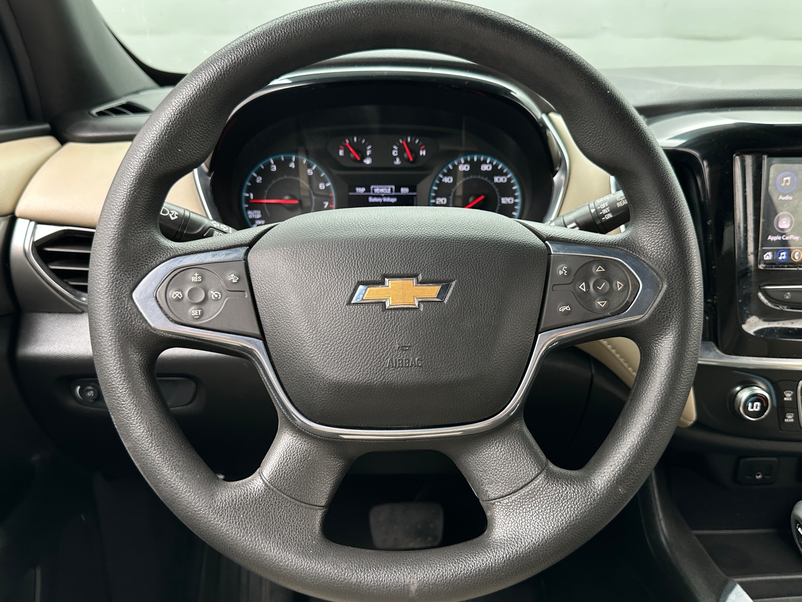 Thumbnail: 2022 Chevrolet Traverse - 5