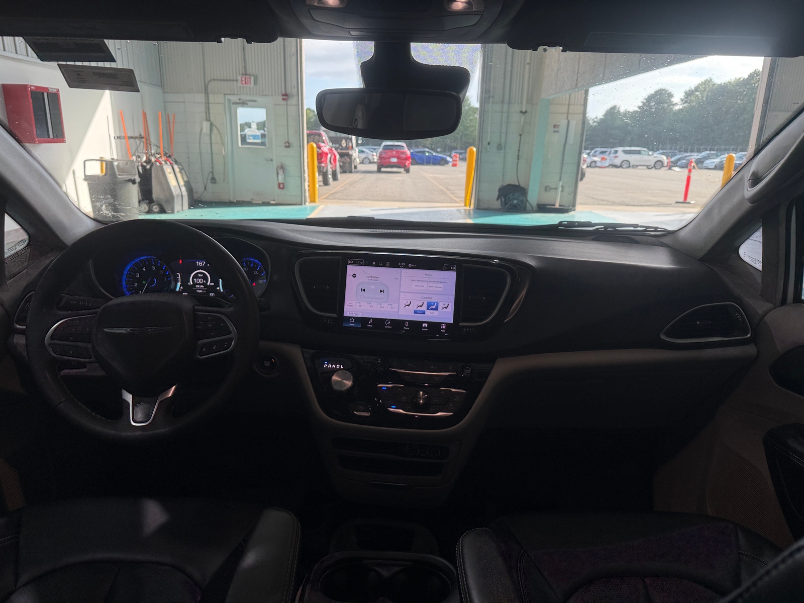 Thumbnail: 2024 Chrysler Pacifica - 2