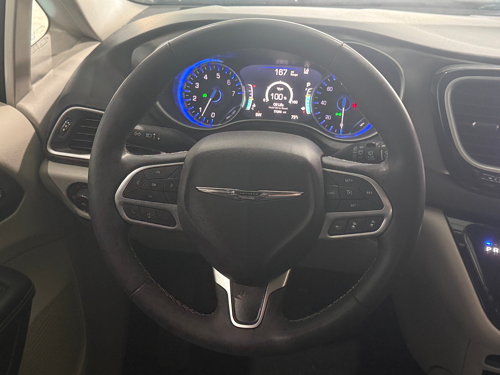 Thumbnail: 2024 Chrysler Pacifica - 4