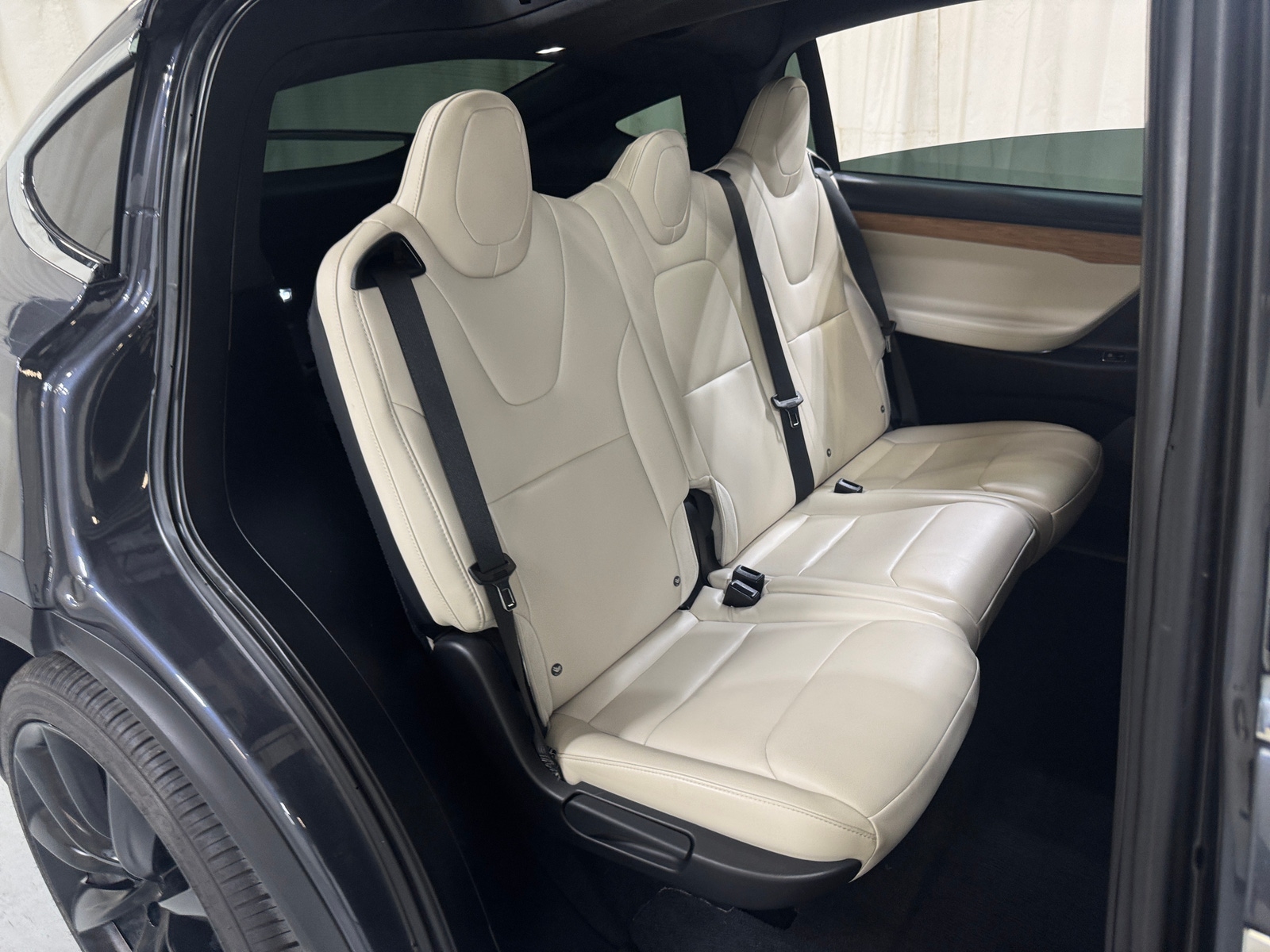 Thumbnail: 2019 Tesla Model X - 5