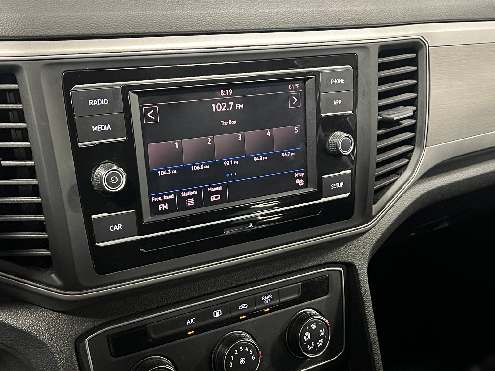 Thumbnail: 2018 Volkswagen Atlas - 4
