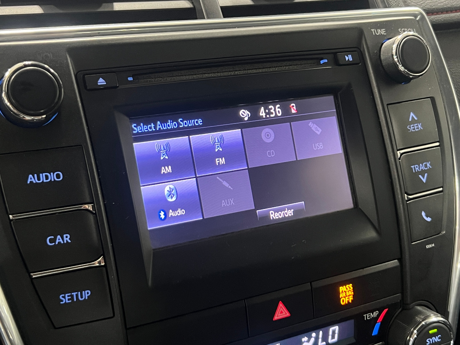 Thumbnail: 2017 Toyota Camry - 4