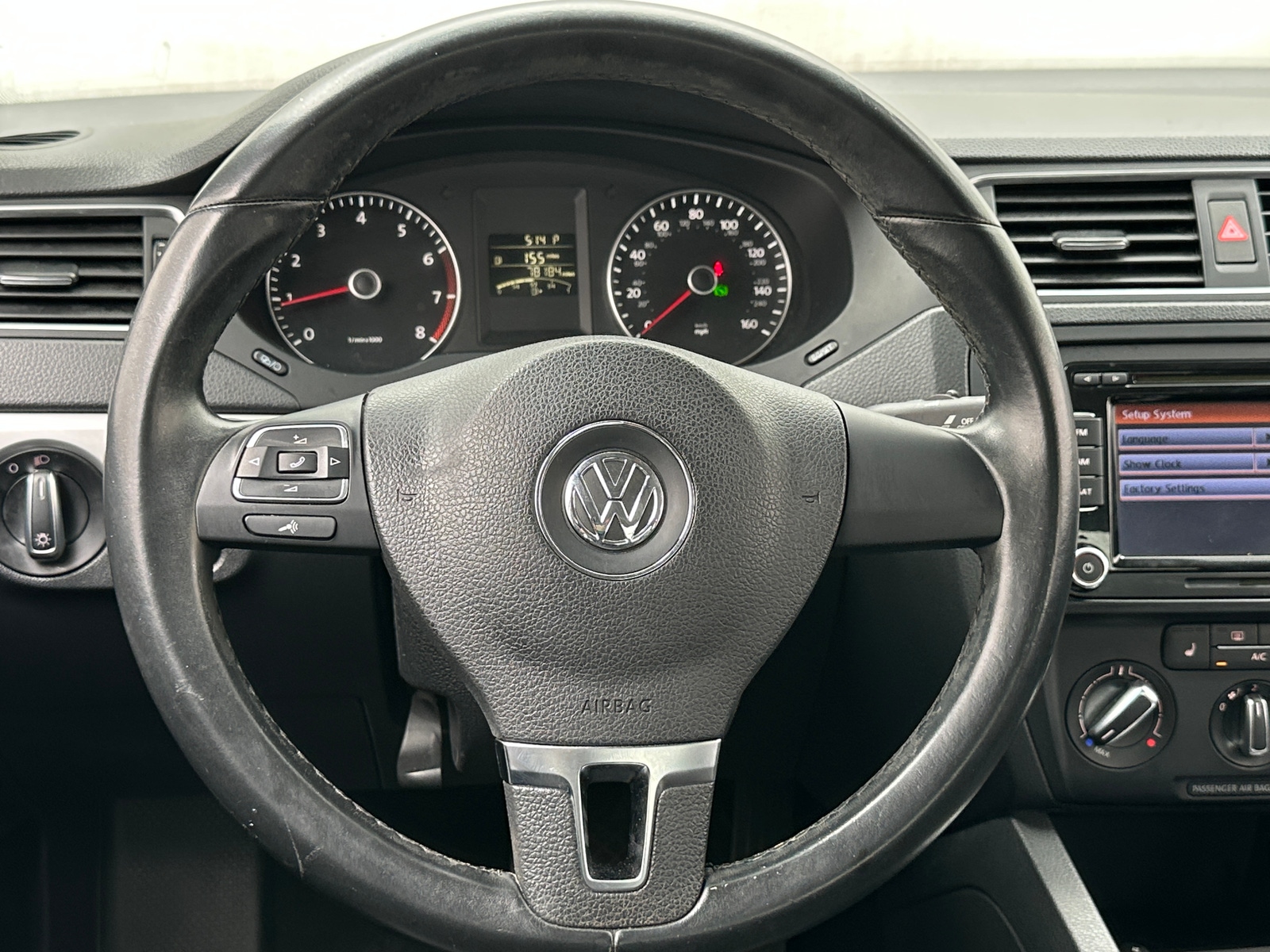 Thumbnail: 2014 Volkswagen Jetta - 4