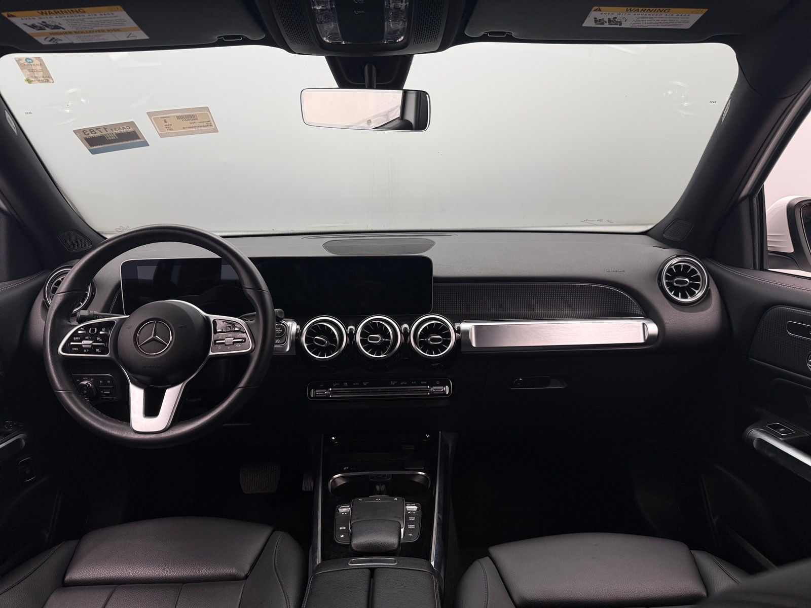 Thumbnail: 2021 Mercedes-Benz GLB - 2