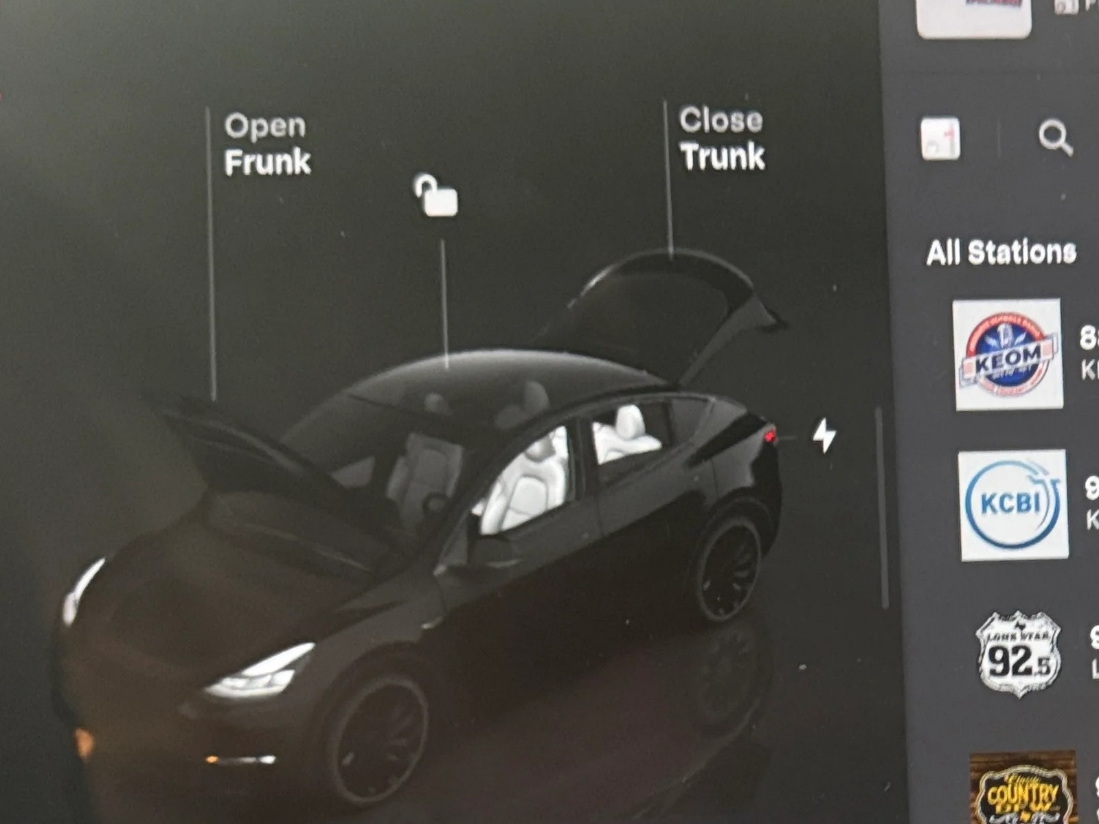 Thumbnail: 2022 Tesla Model Y - 3