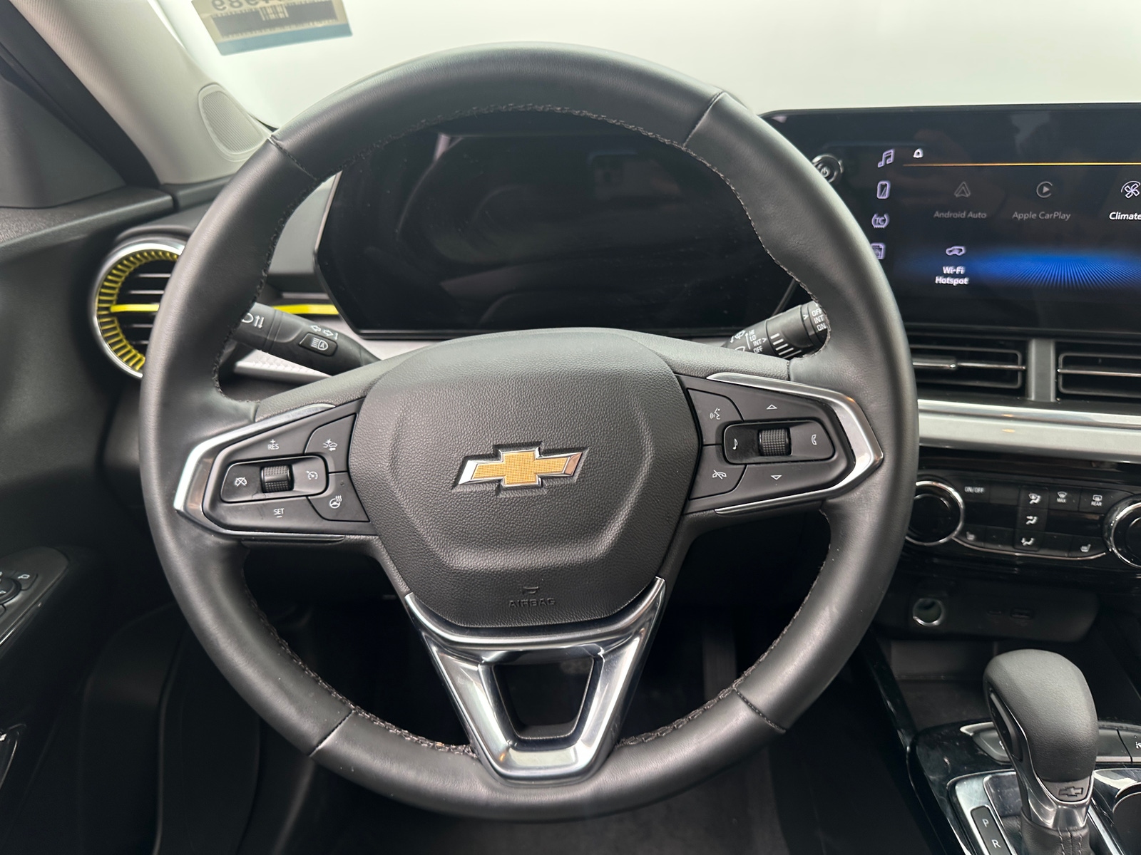 Thumbnail: 2025 Chevrolet Trax - 4