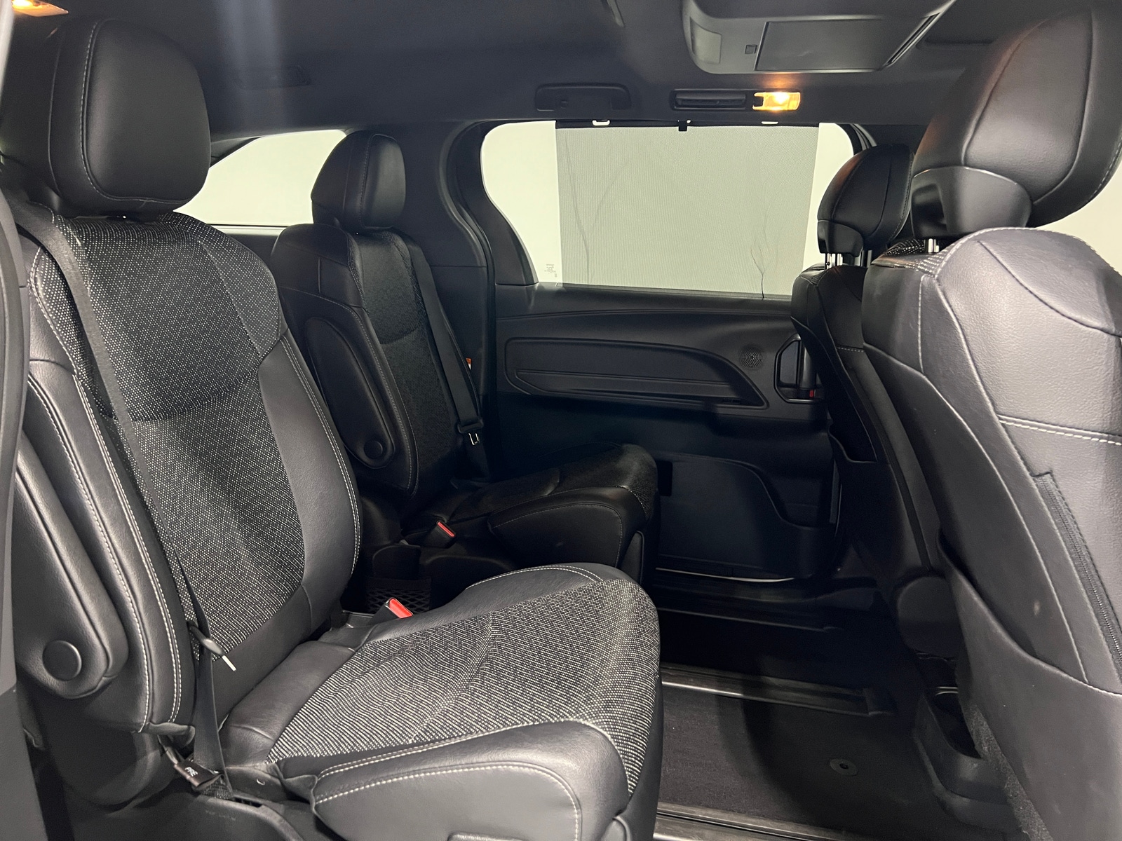 Thumbnail: 2023 Toyota Sienna - 5