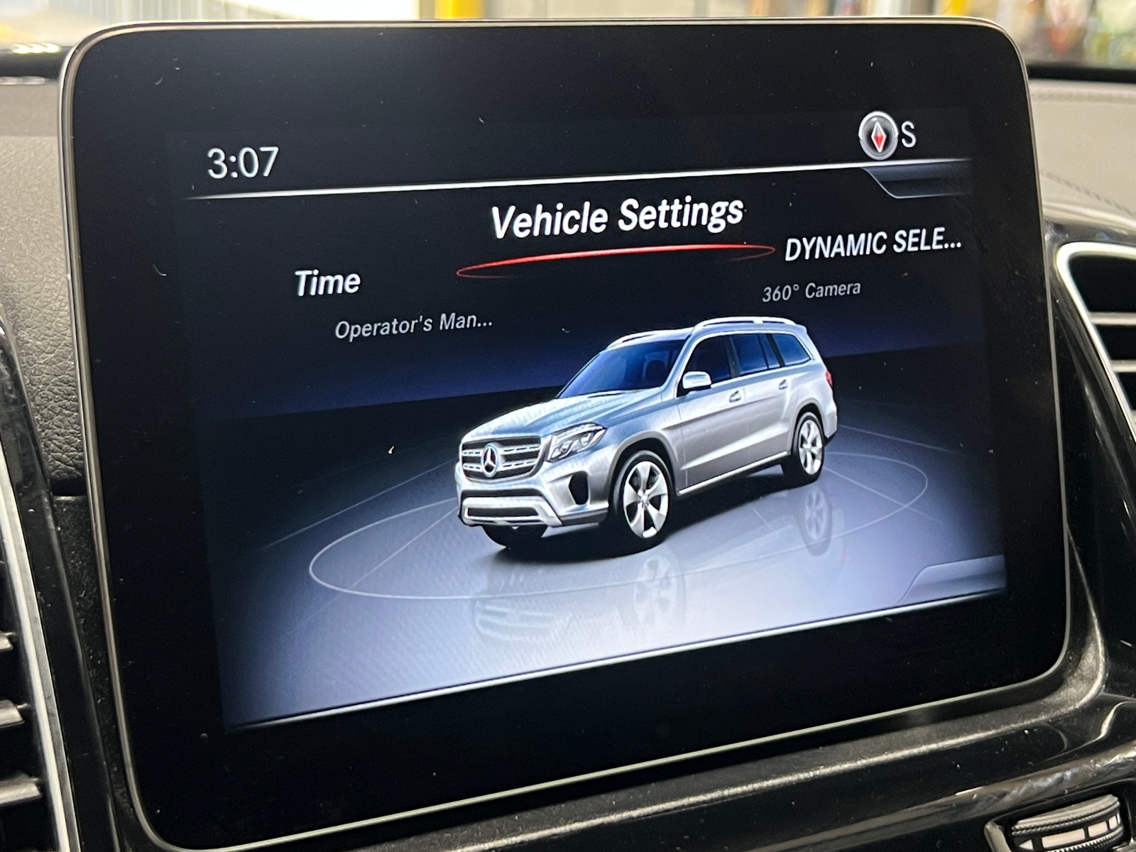 Thumbnail: 2019 Mercedes-Benz GLS - 3