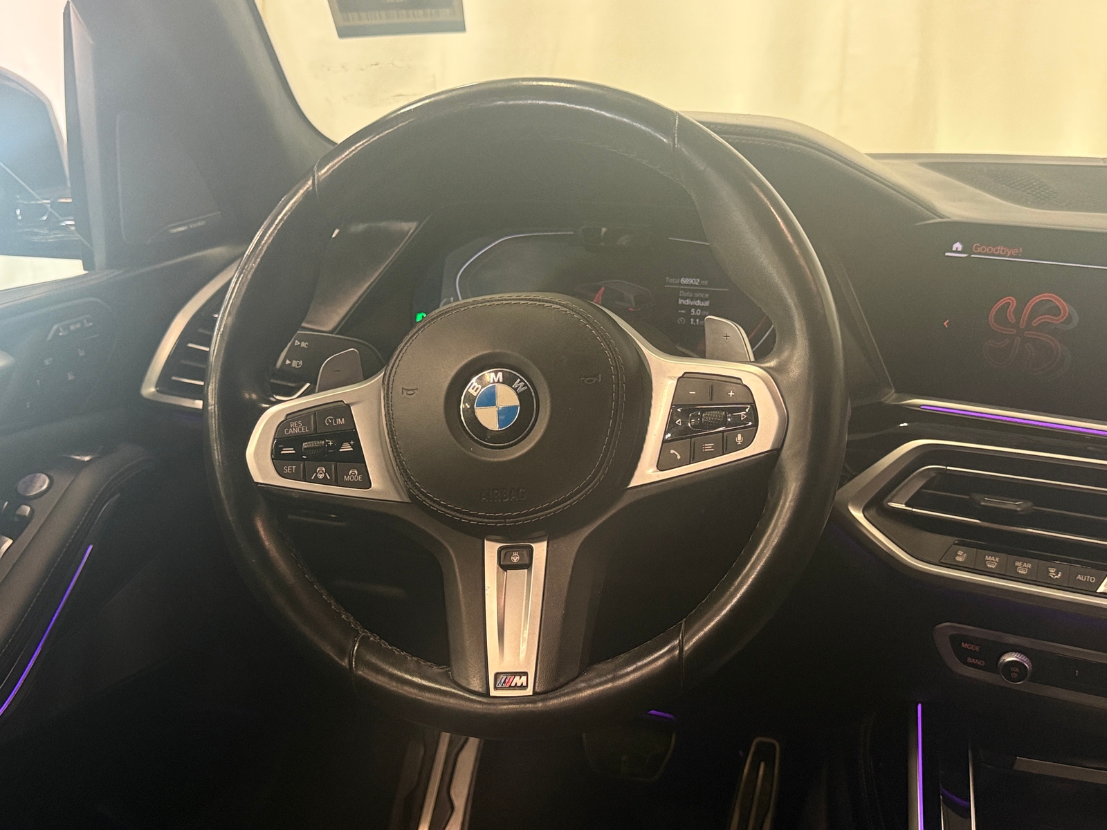 Thumbnail: 2021 BMW X7 - 4