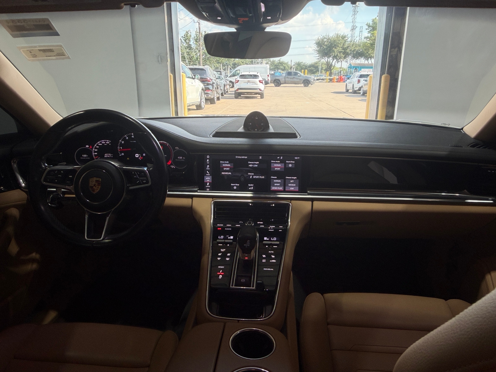 Thumbnail: 2020 Porsche Panamera - 3